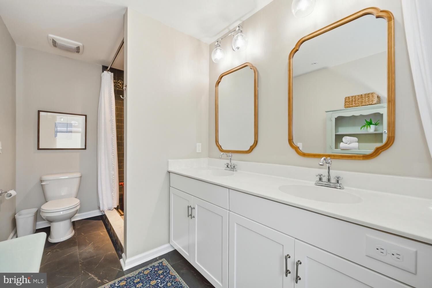 ELLENDALE - Residential