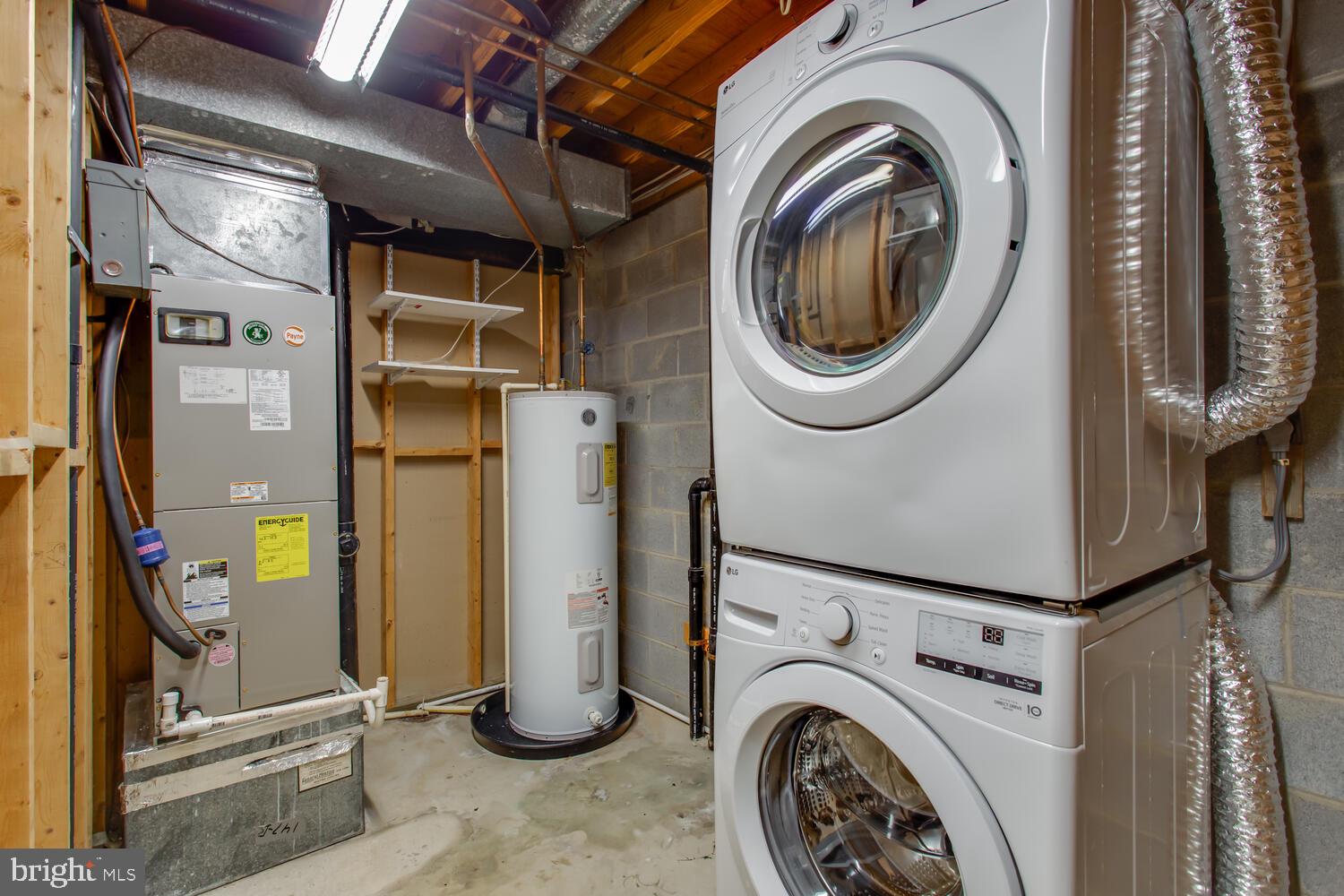 NEWINGTON FOREST - Residential