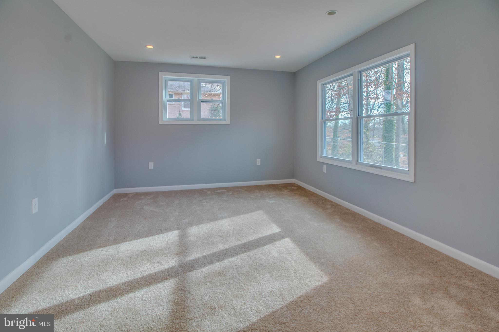 TEMPLE HILLS PARK - Residential