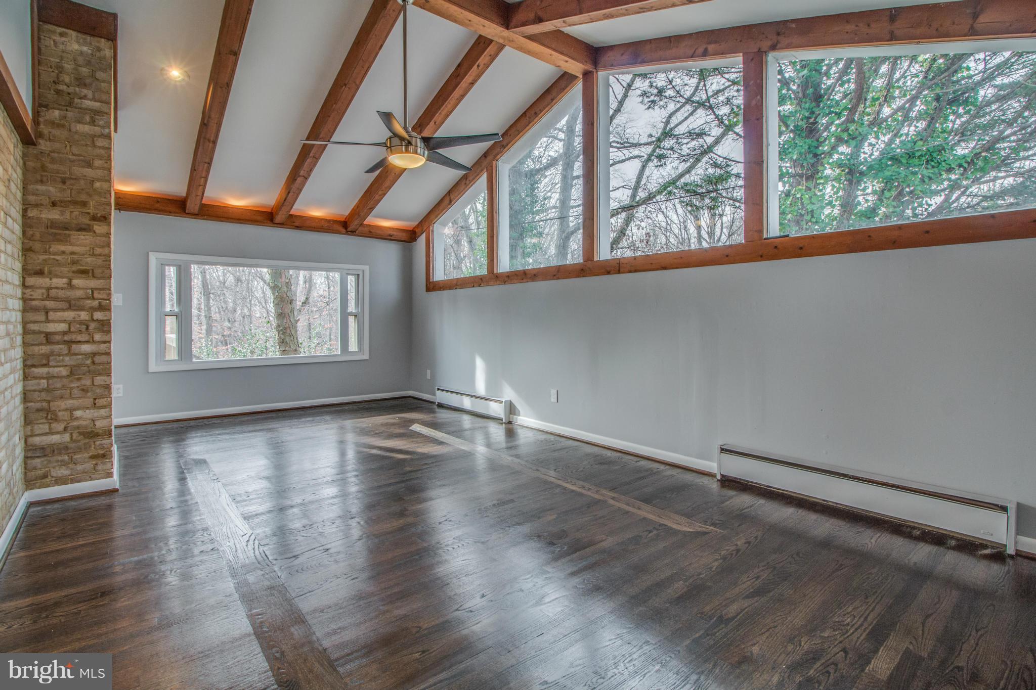 TEMPLE HILLS PARK - Residential