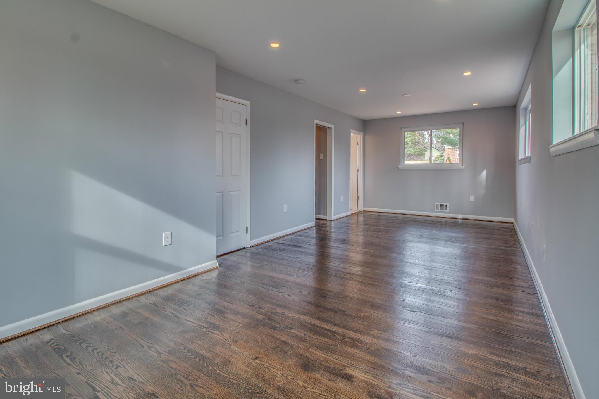 TEMPLE HILLS PARK - Residential