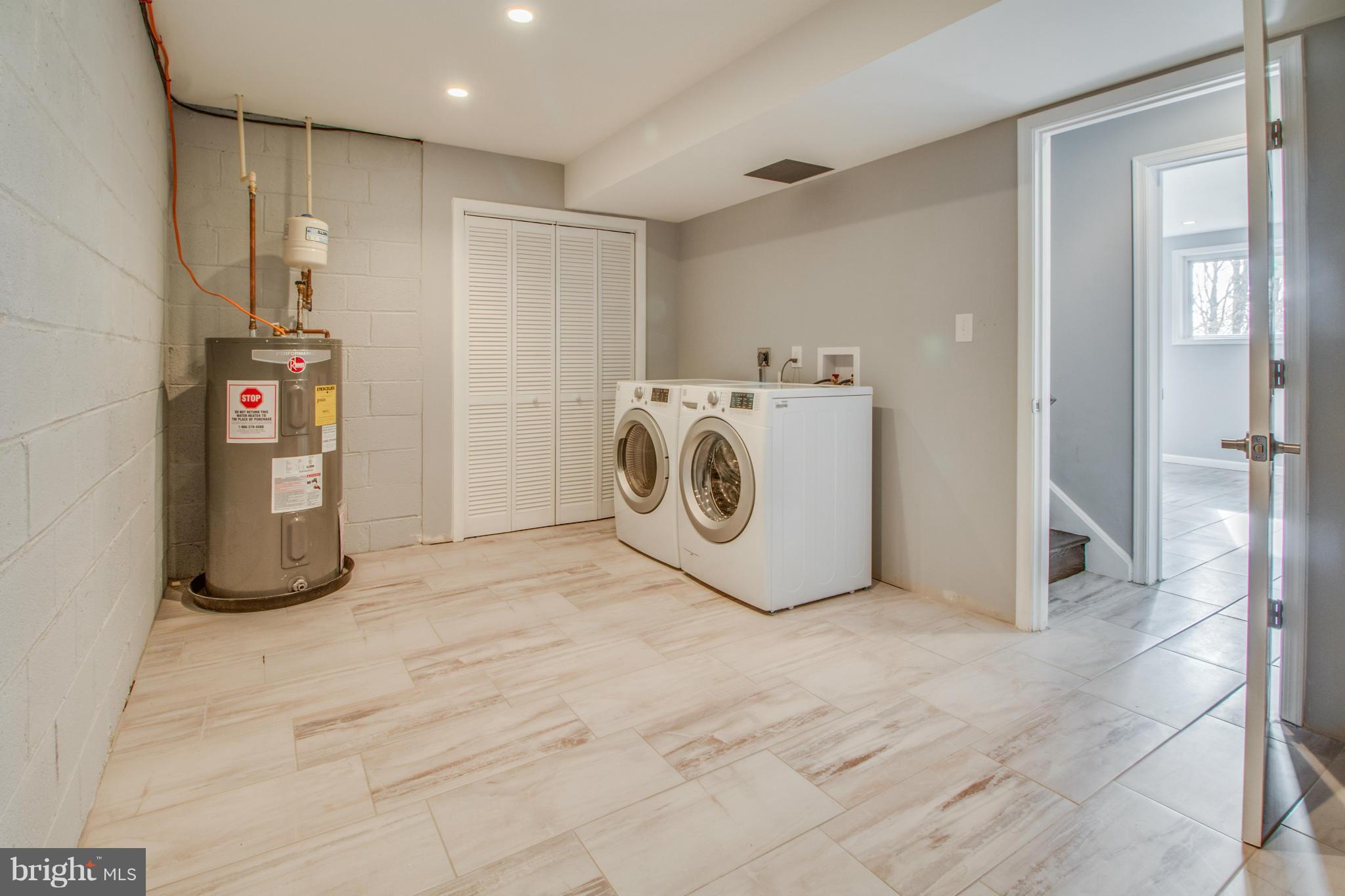 TEMPLE HILLS PARK - Residential