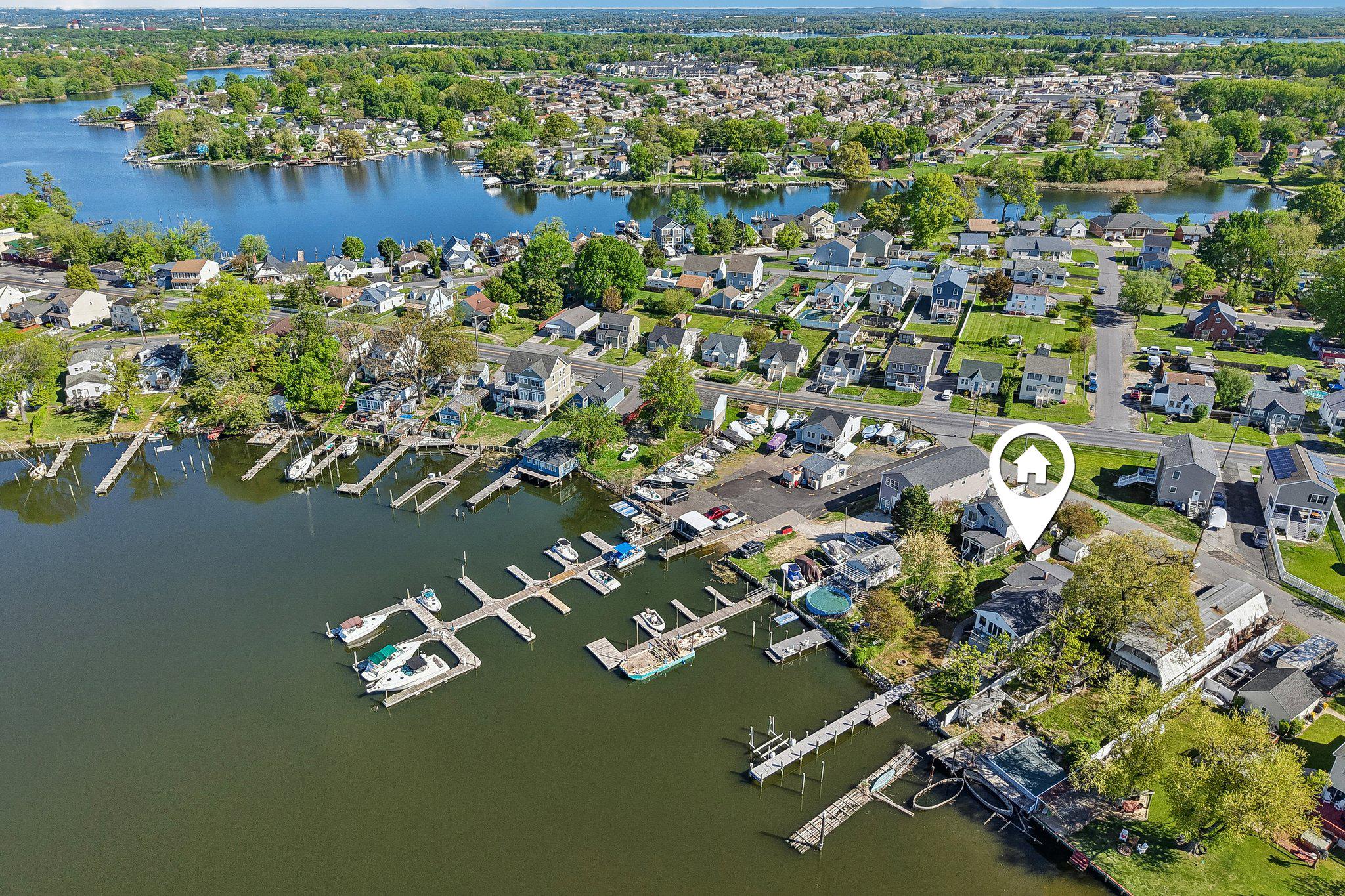 PERRY POINT - Residential