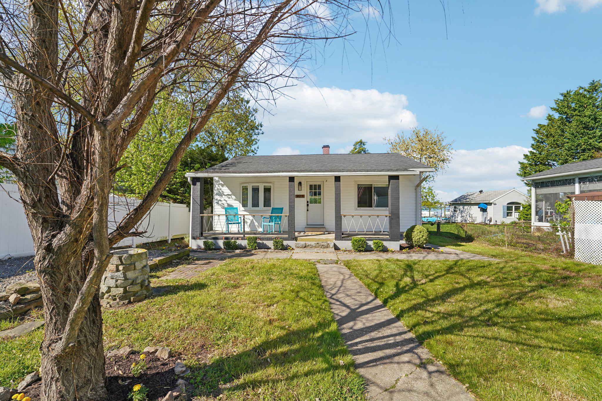 PERRY POINT - Residential