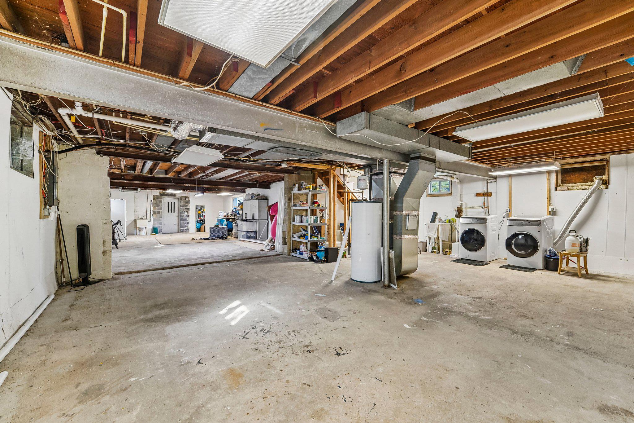 PERRY POINT - Residential