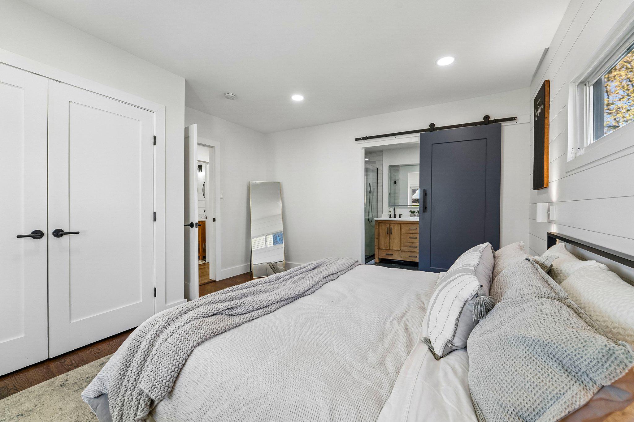 PERRY POINT - Residential