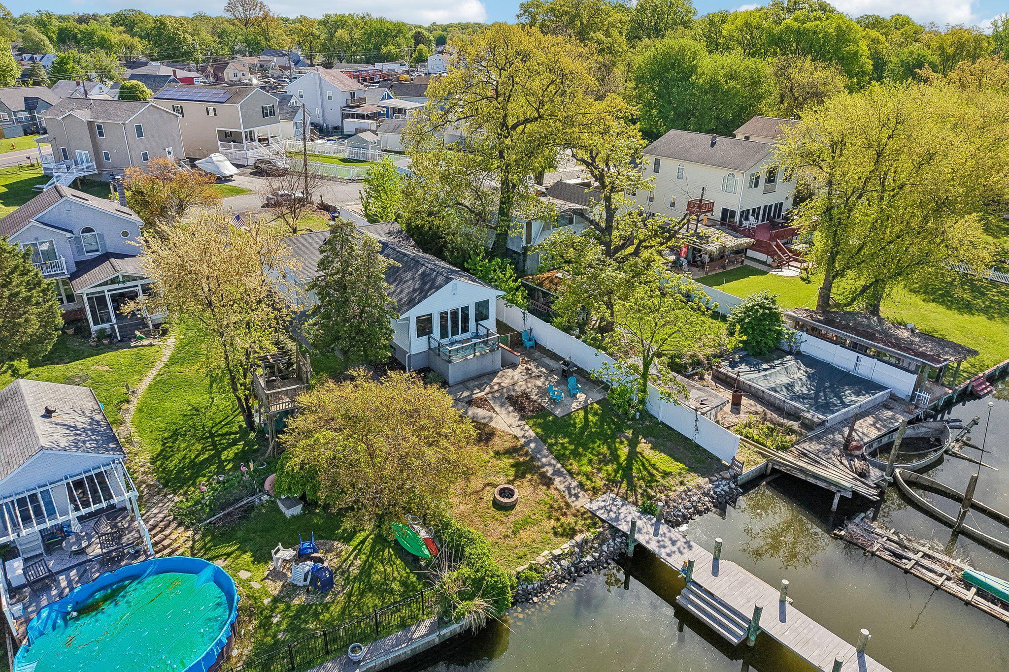 PERRY POINT - Residential