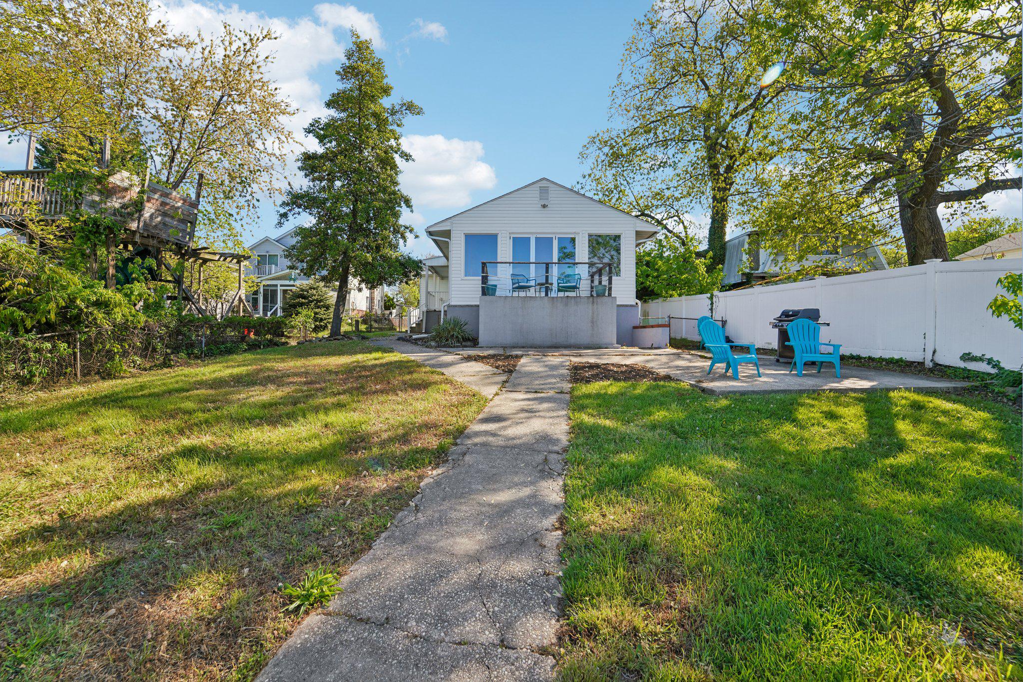 PERRY POINT - Residential