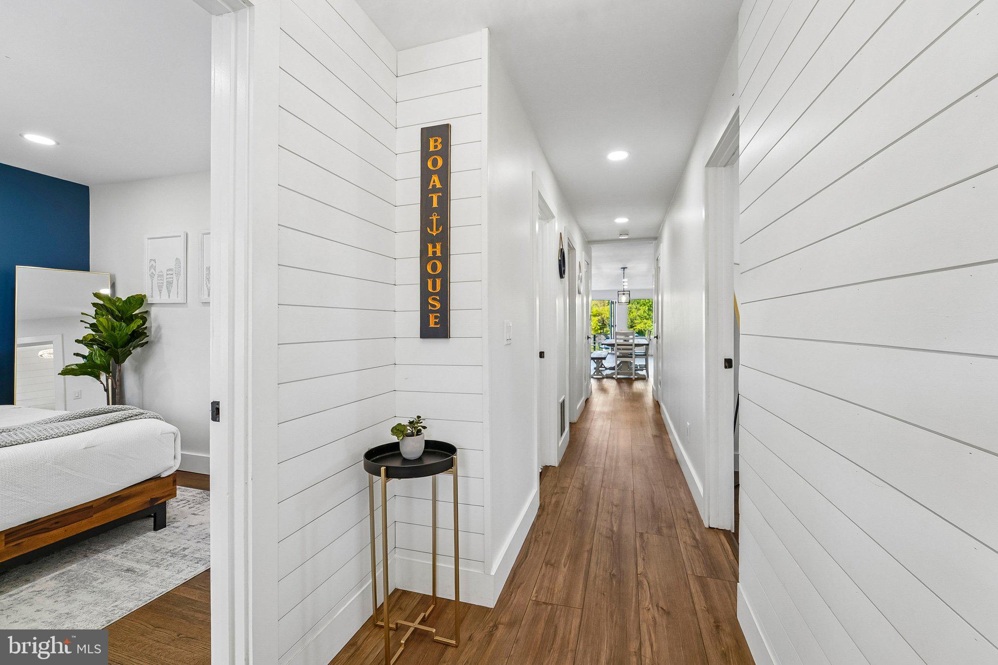 PERRY POINT - Residential