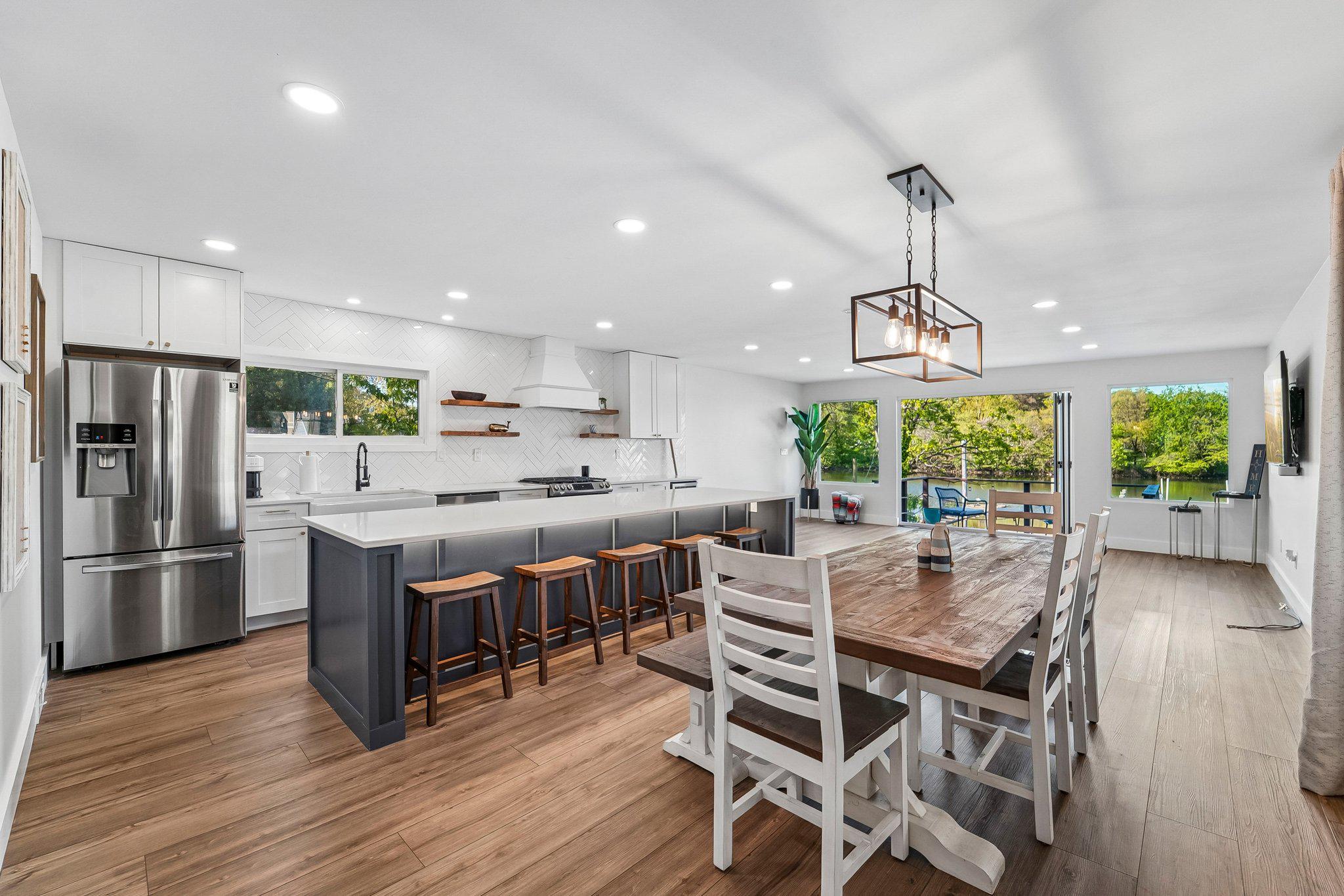 PERRY POINT - Residential