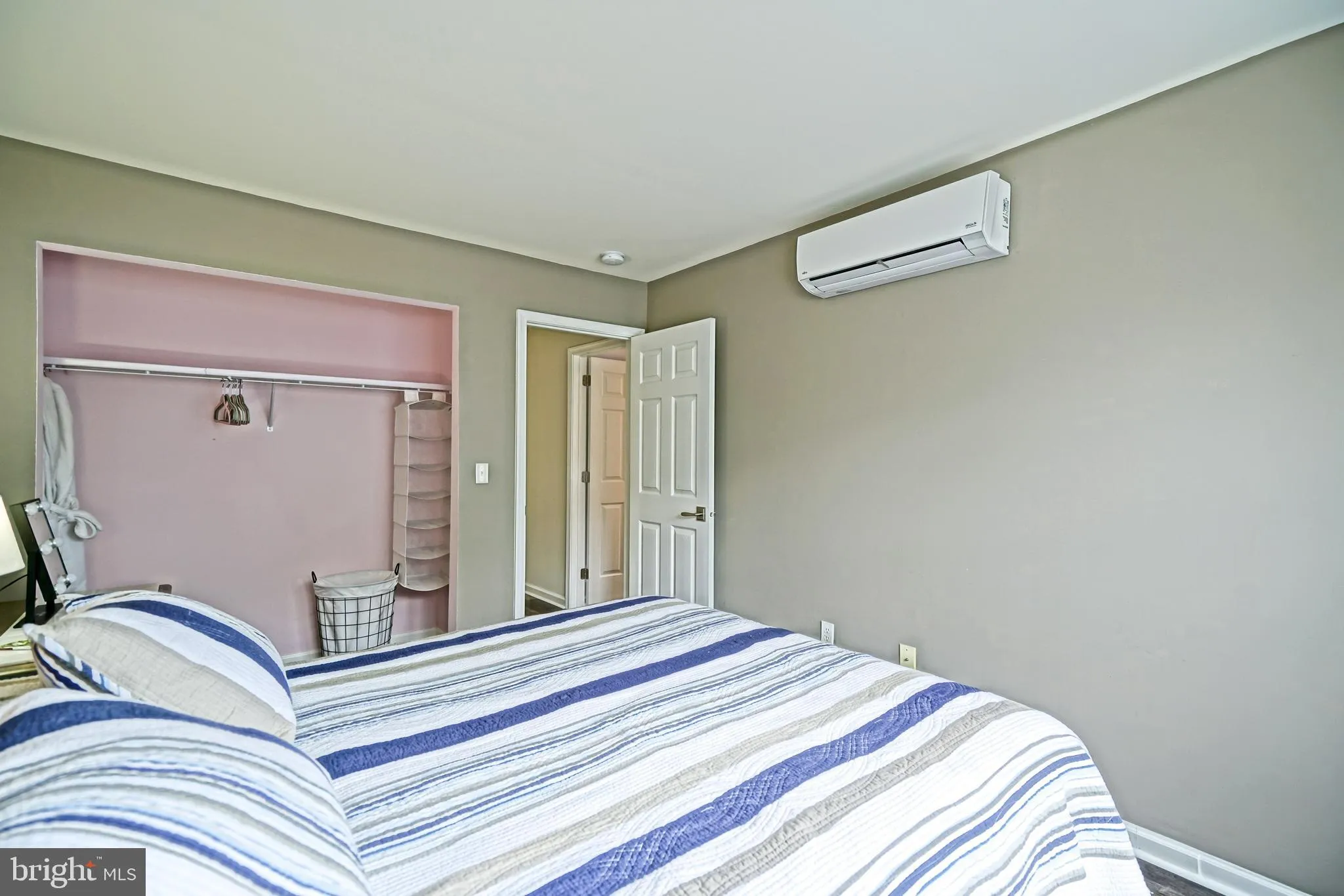 Rehoboth Beach, Delaware 19971, United States, 4 Bedrooms Bedrooms, ,3 BathroomsBathrooms,Residential,Active,127750