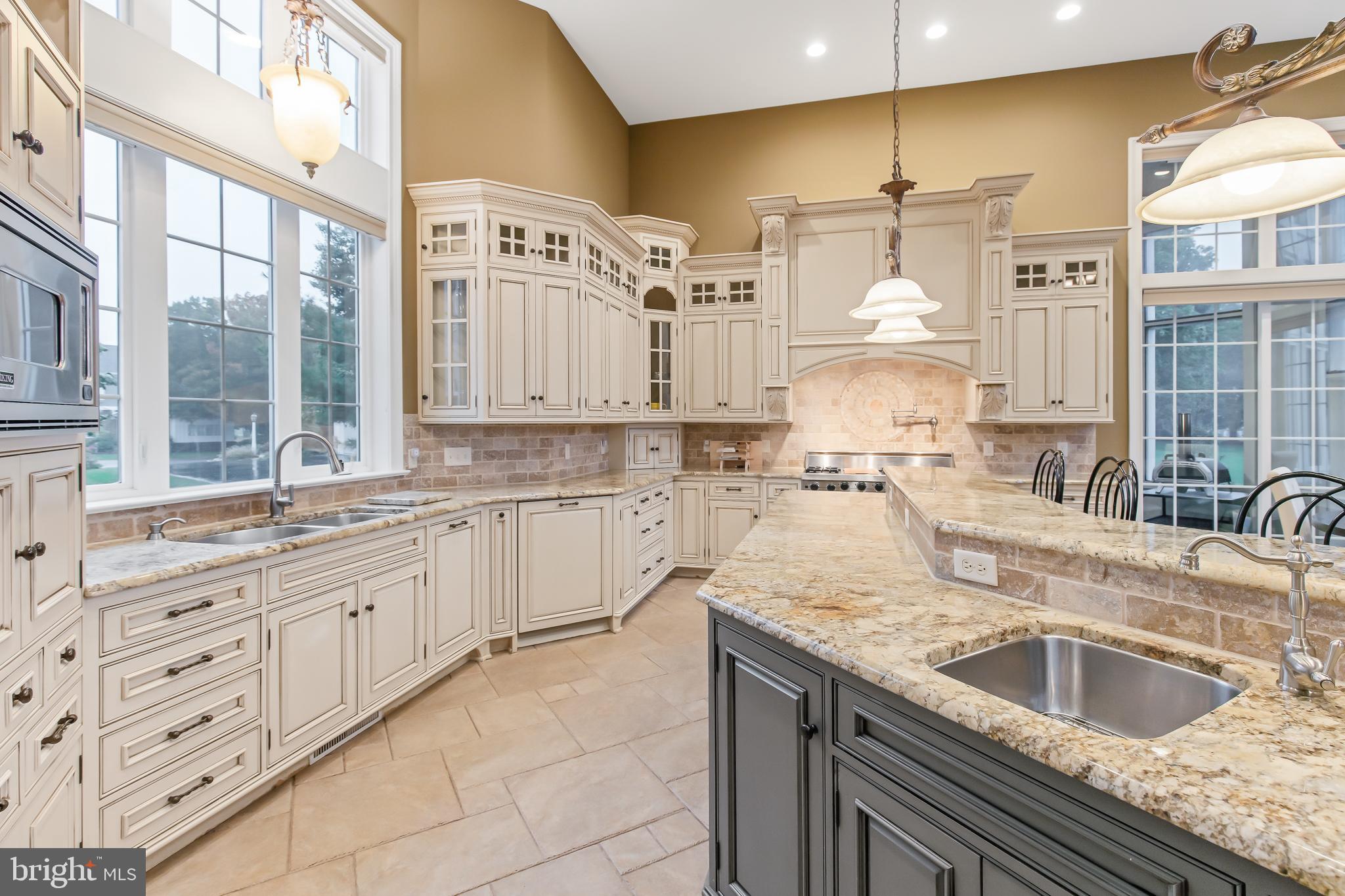 BENT CREEK COUNTRY CLUB - Residential