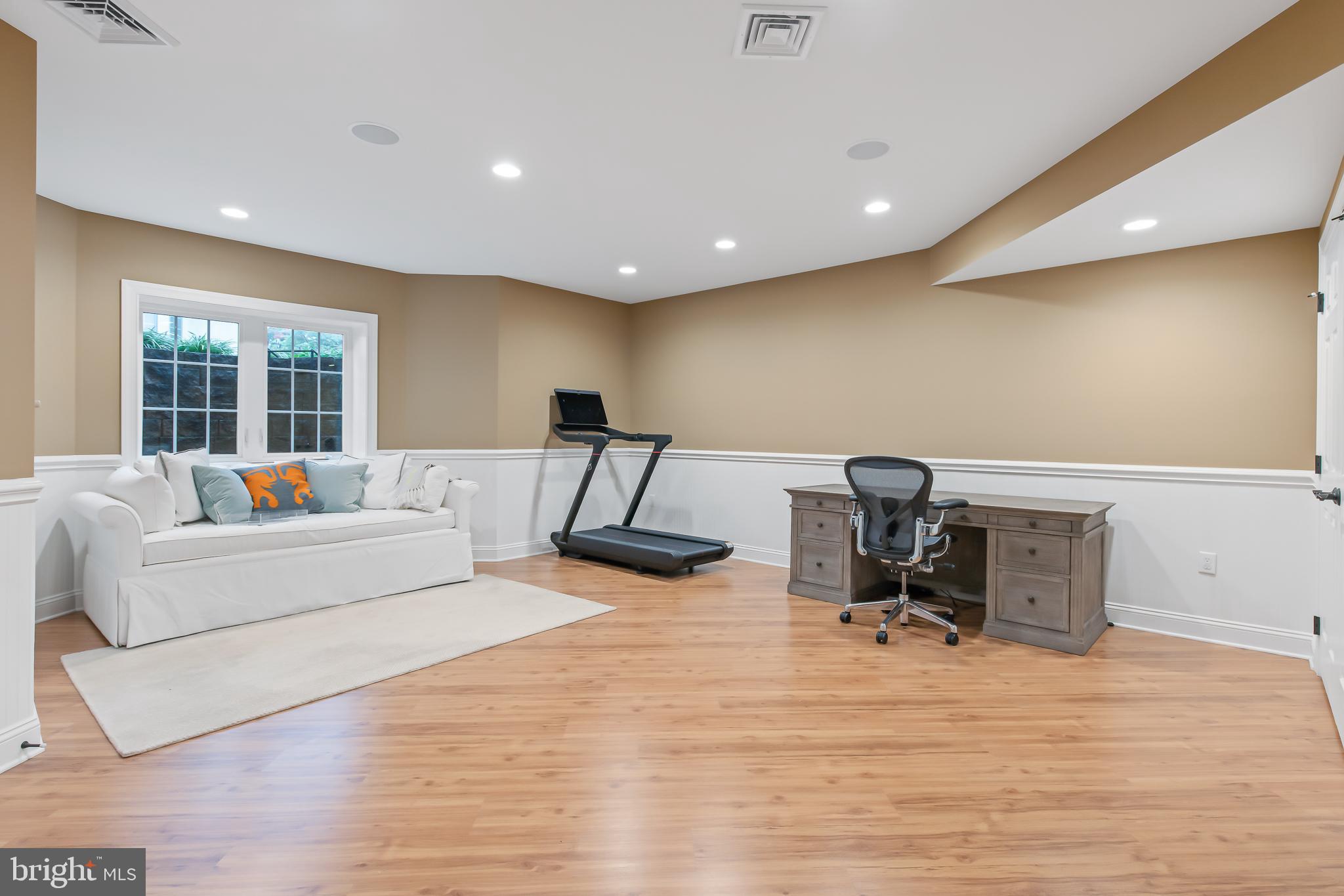 BENT CREEK COUNTRY CLUB - Residential