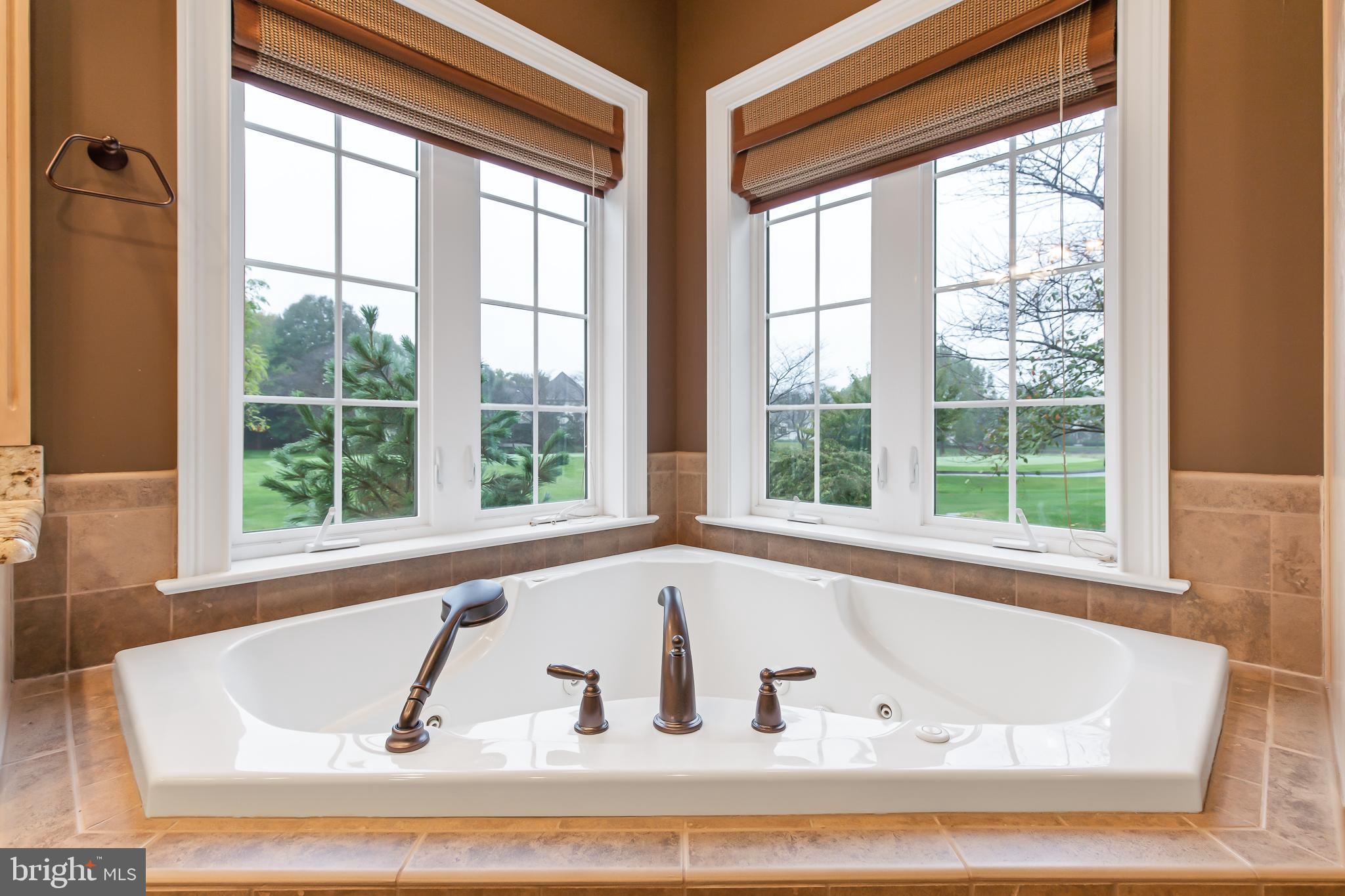 BENT CREEK COUNTRY CLUB - Residential