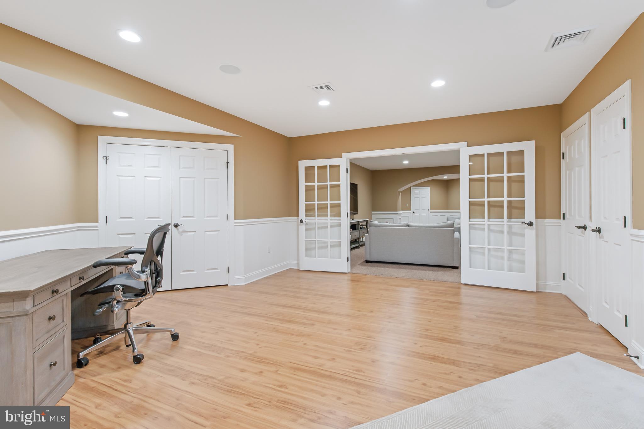 BENT CREEK COUNTRY CLUB - Residential