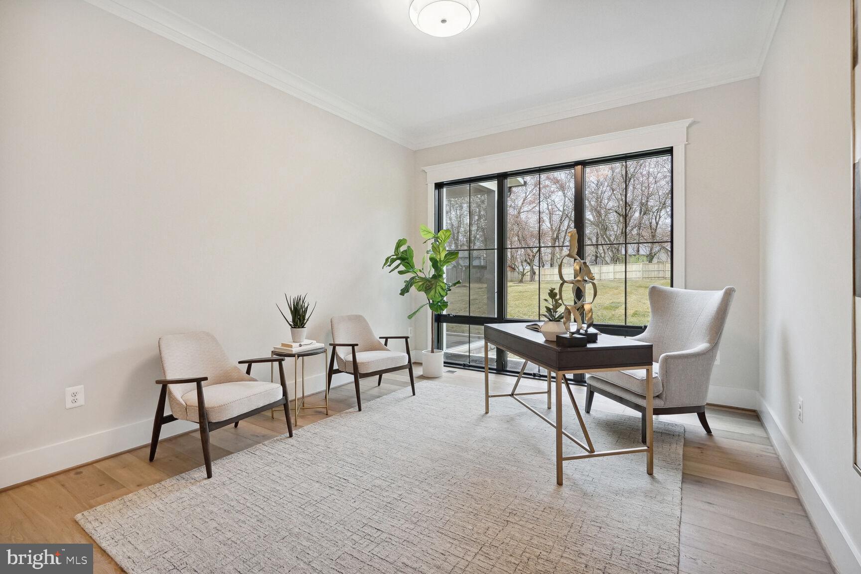 BROADVIEW - Residential