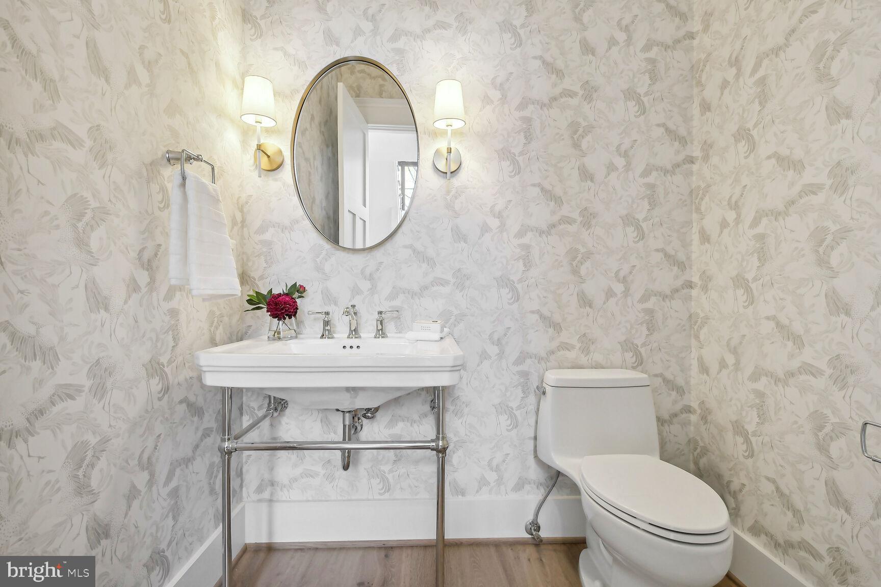 BROADVIEW - Residential