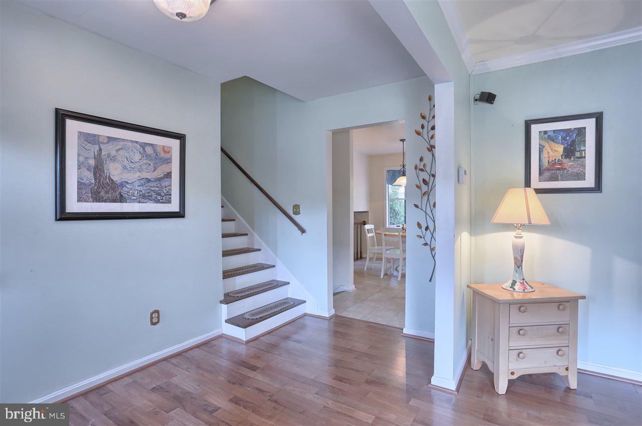 HOLLYWOOD HEIGHTS - Residential