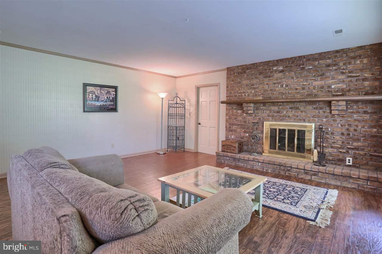 HOLLYWOOD HEIGHTS - Residential