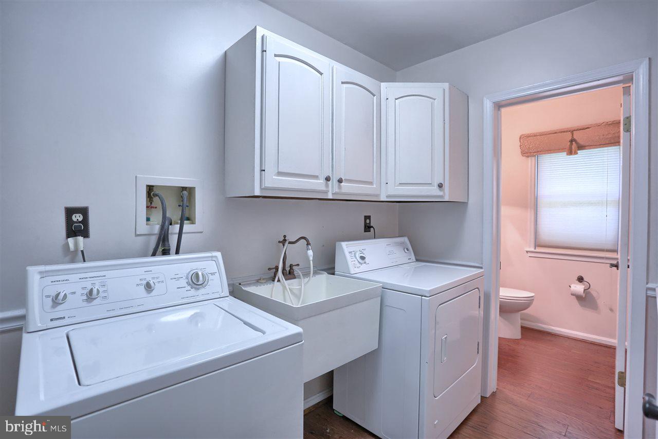 HOLLYWOOD HEIGHTS - Residential