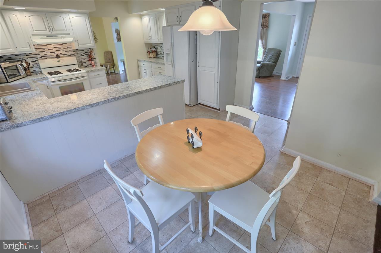 HOLLYWOOD HEIGHTS - Residential