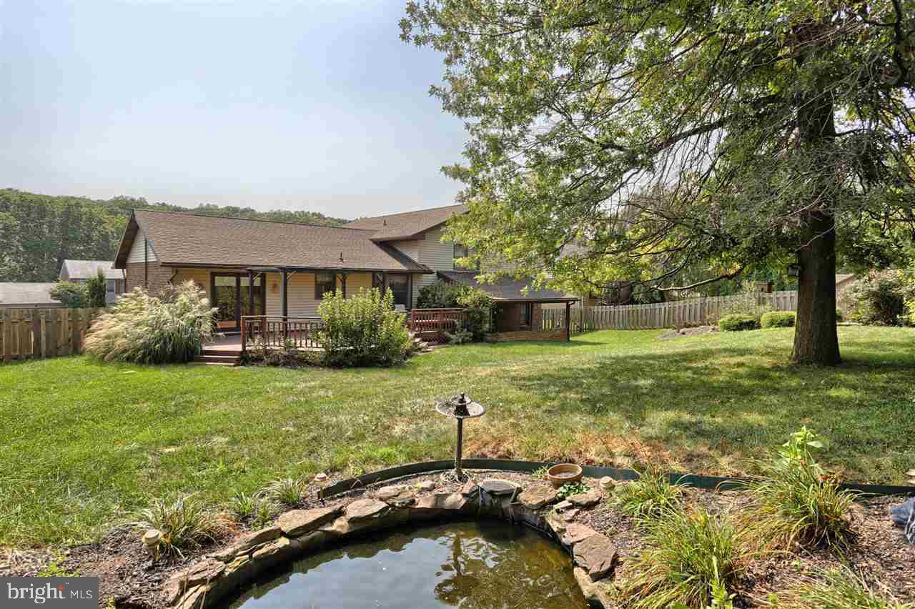 HOLLYWOOD HEIGHTS - Residential