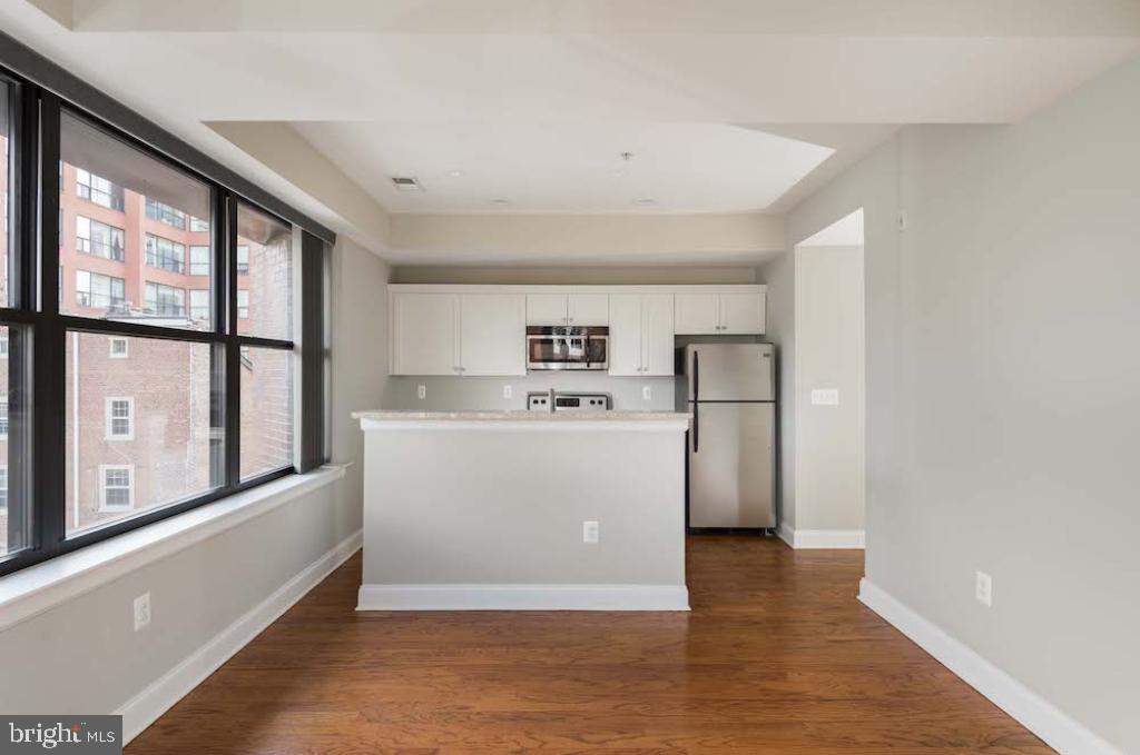 125 N 4TH STREET 27 102