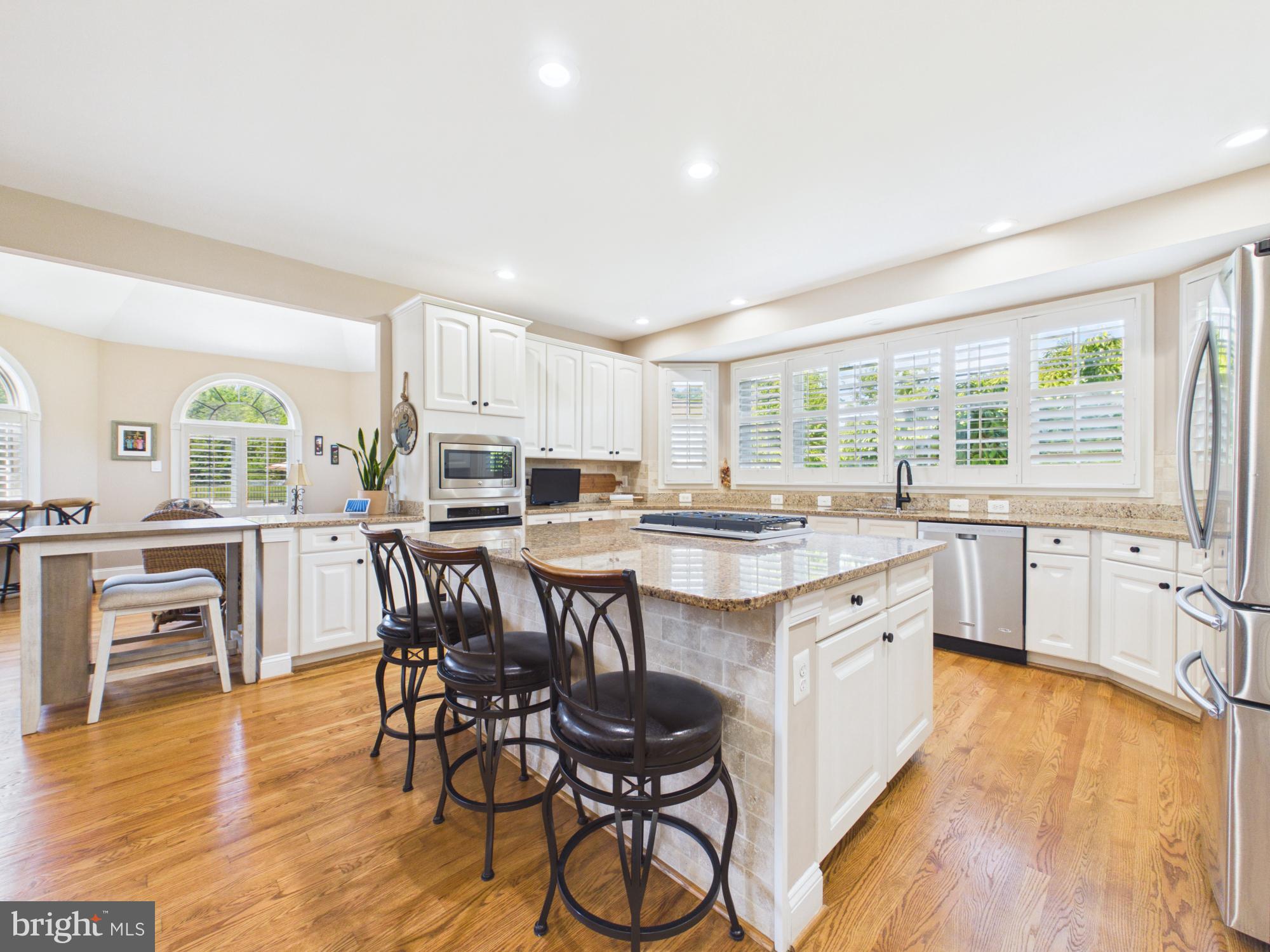 HUNTERS POND - Residential