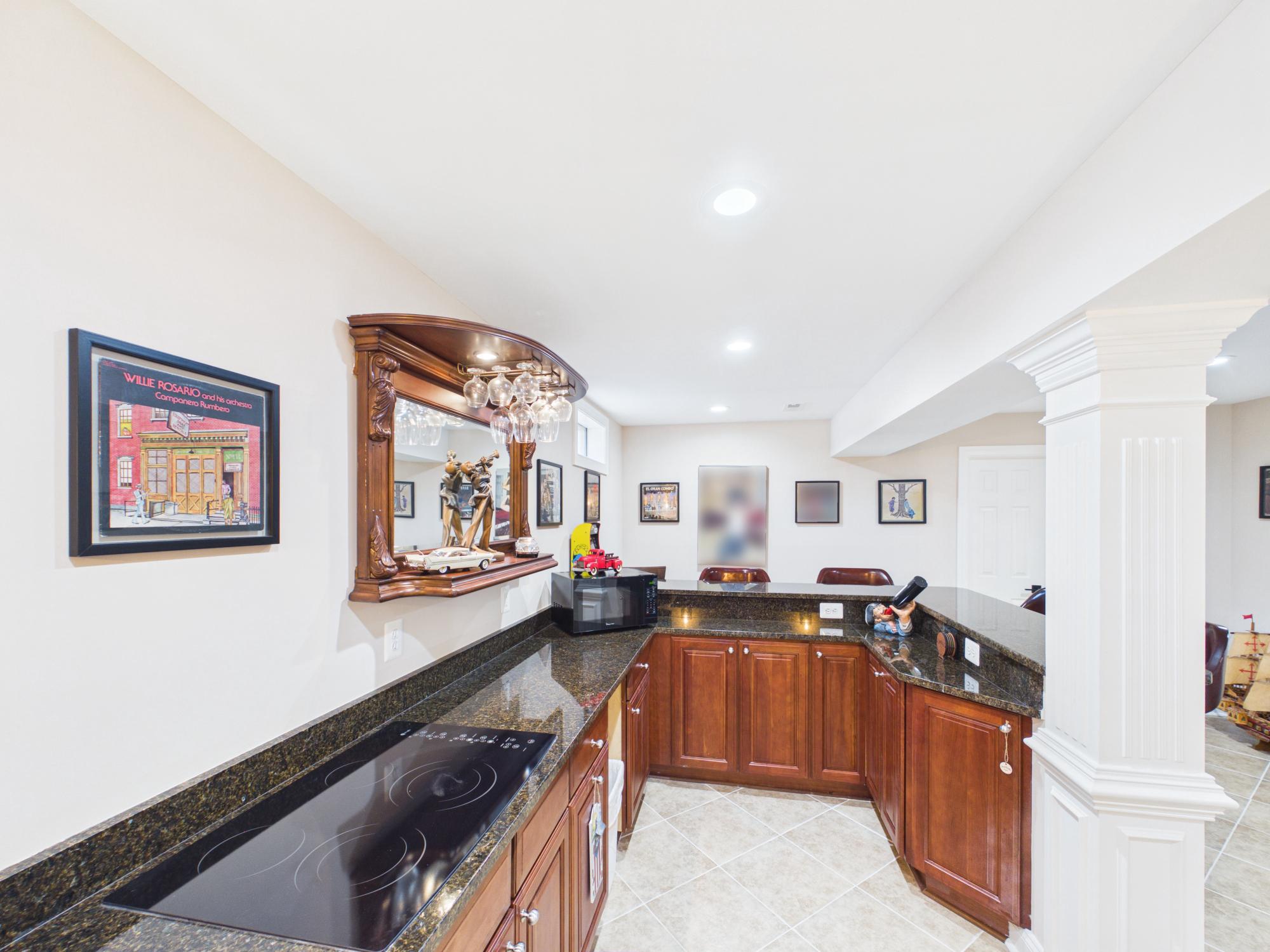 HUNTERS POND - Residential