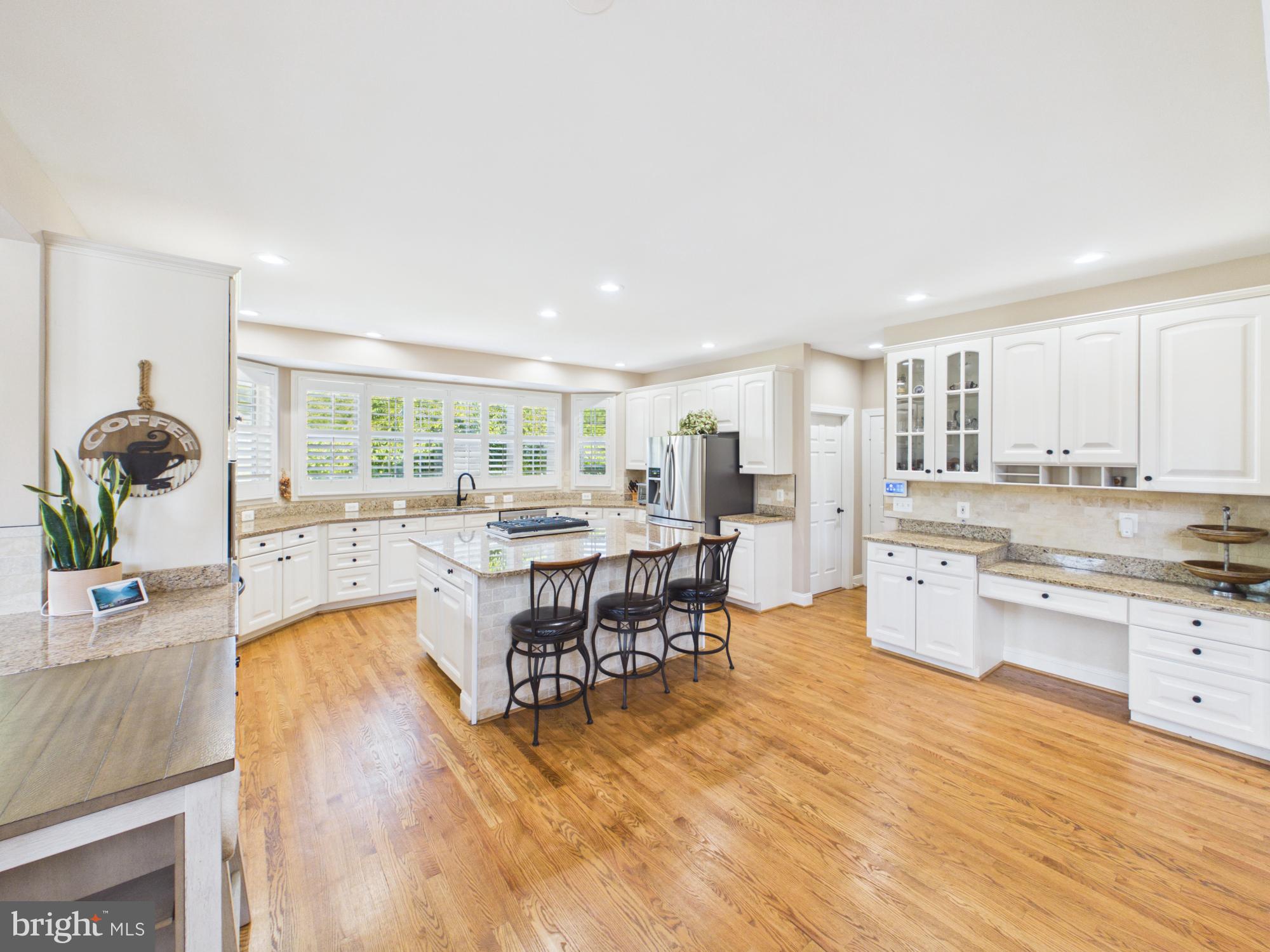 HUNTERS POND - Residential
