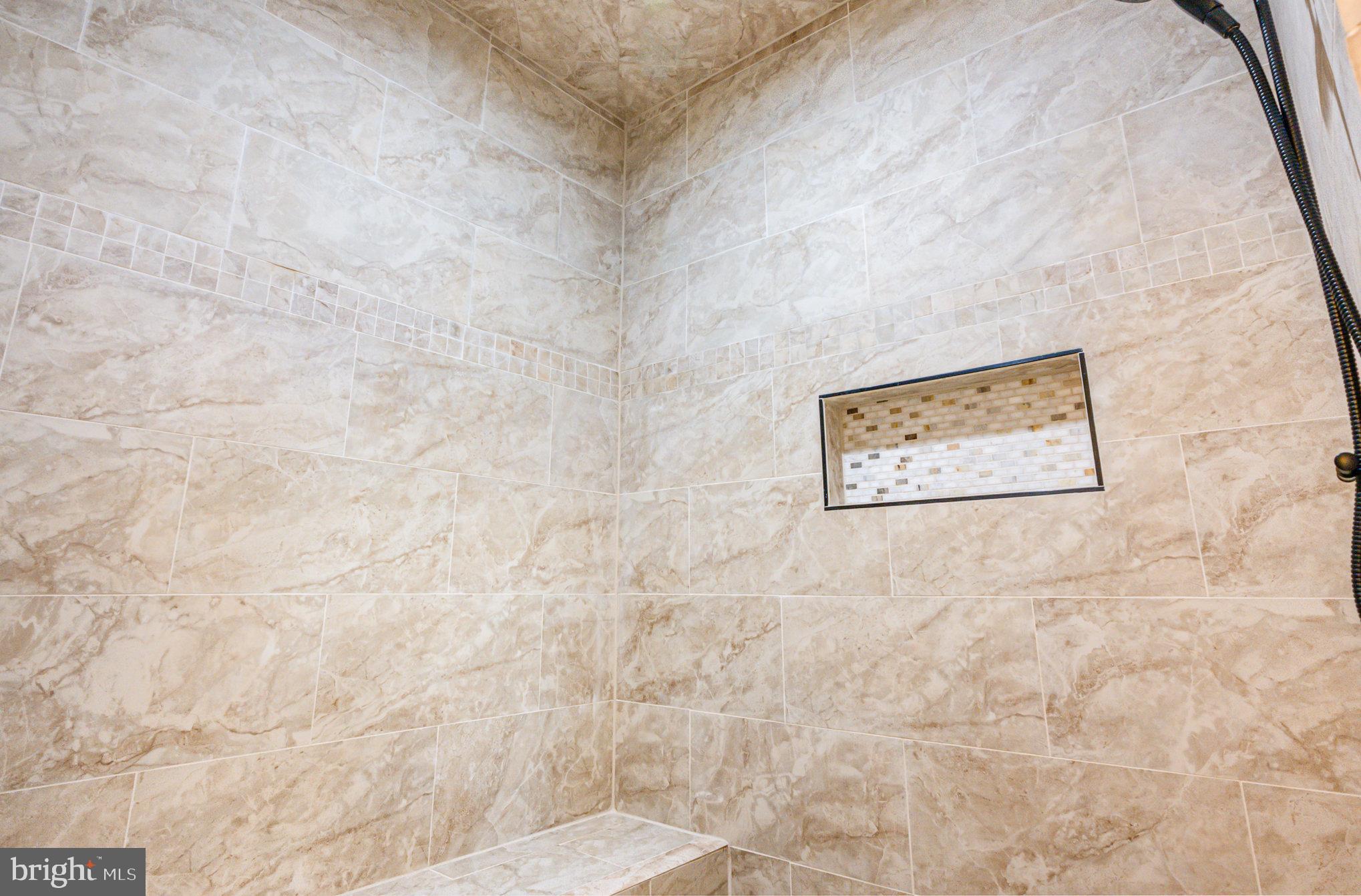 HUNTERS POND - Residential