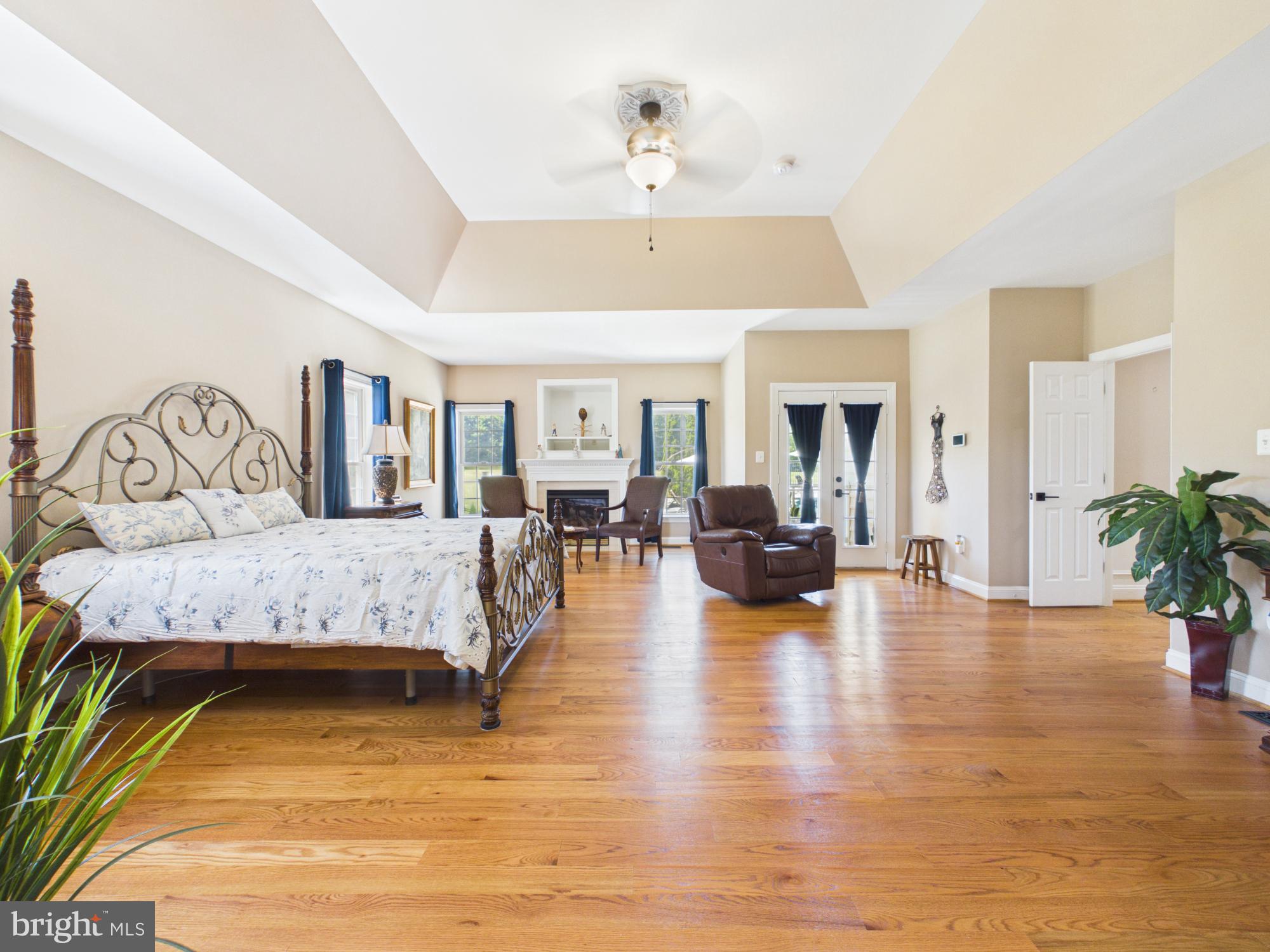 HUNTERS POND - Residential