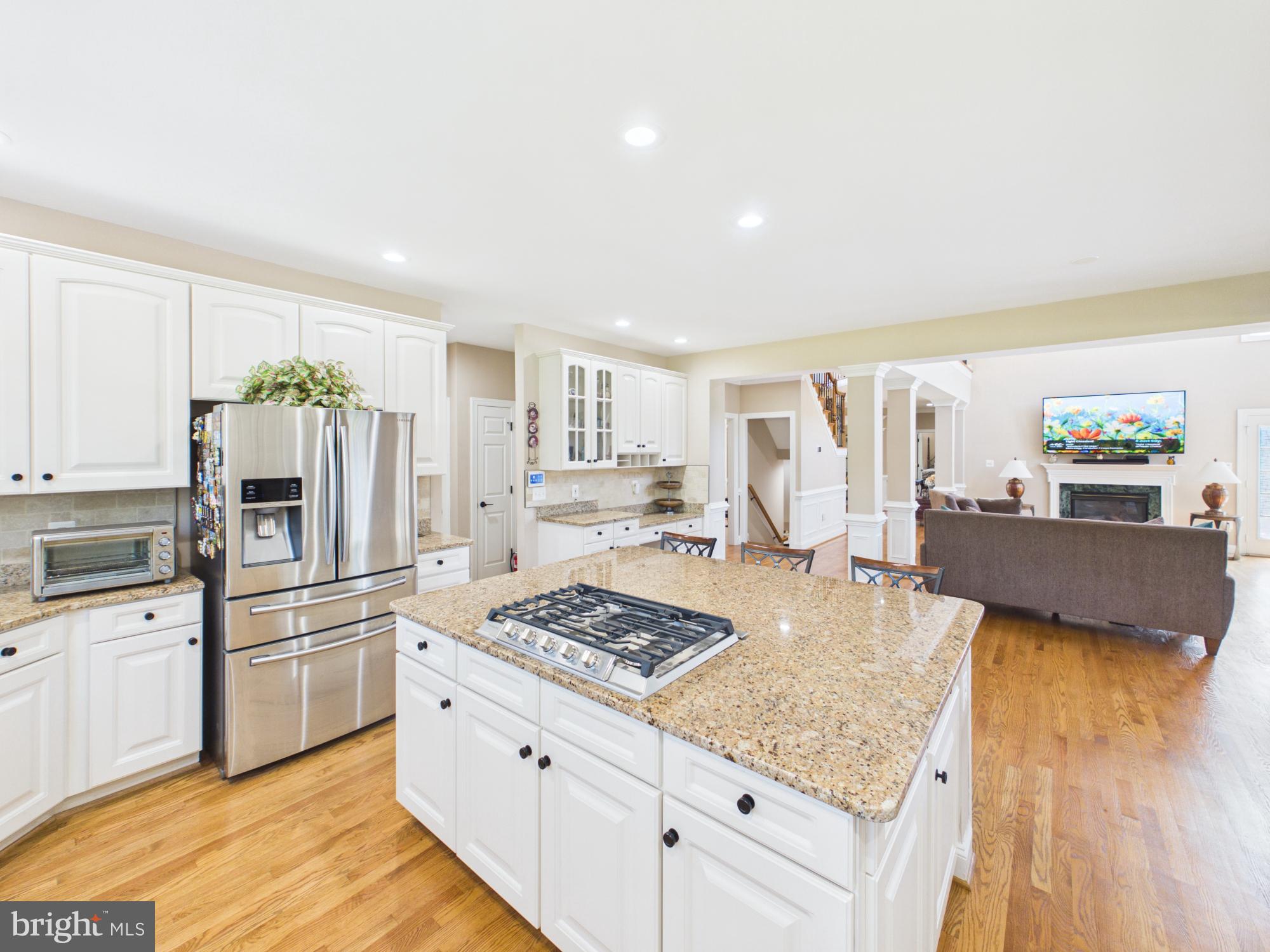 HUNTERS POND - Residential