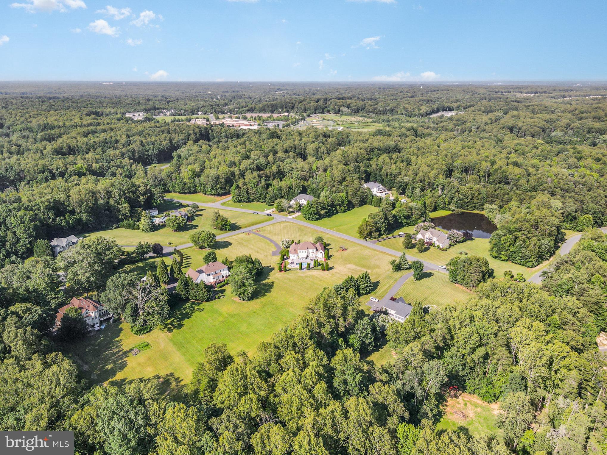 HUNTERS POND - Residential