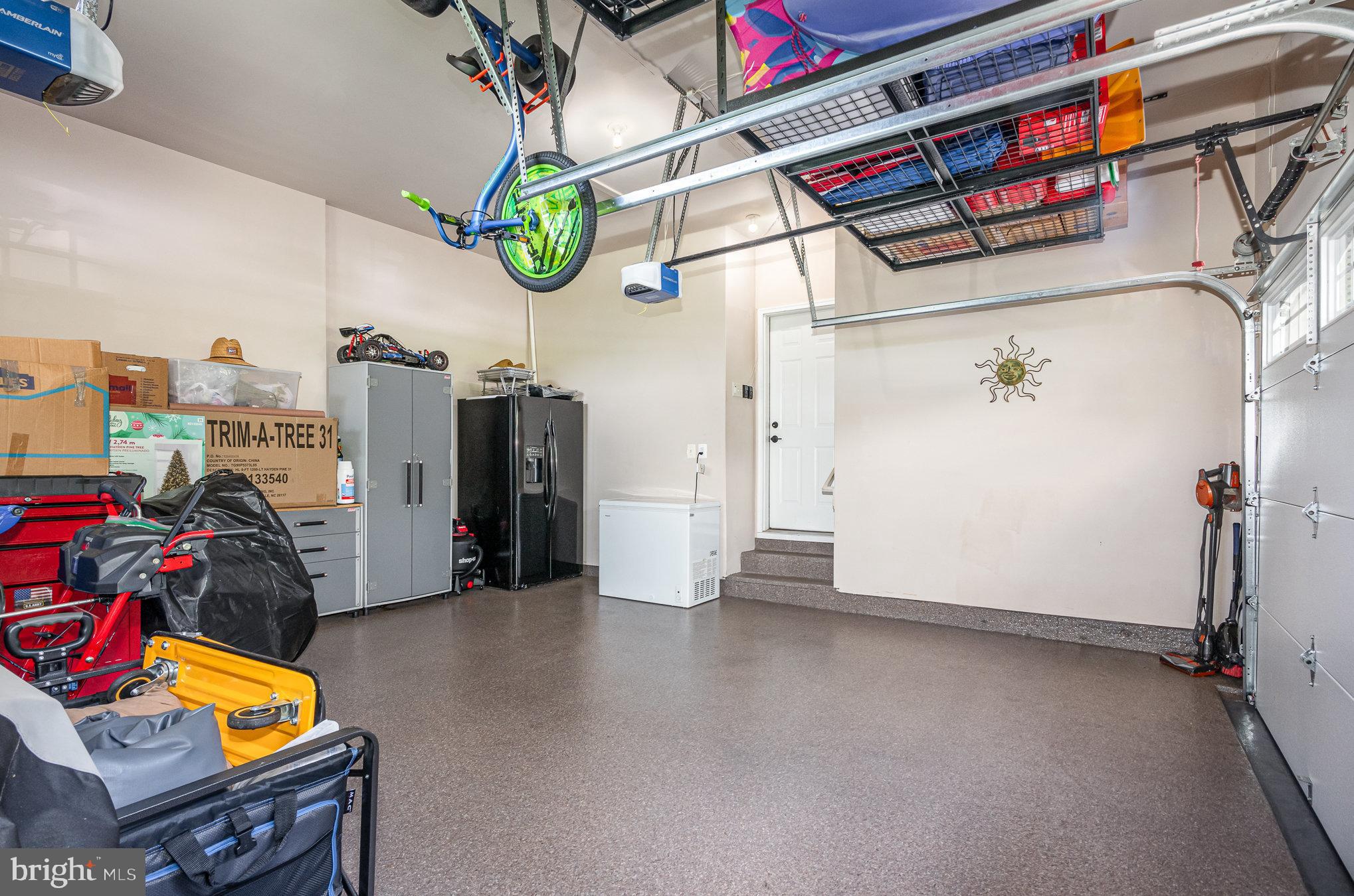 HUNTERS POND - Residential