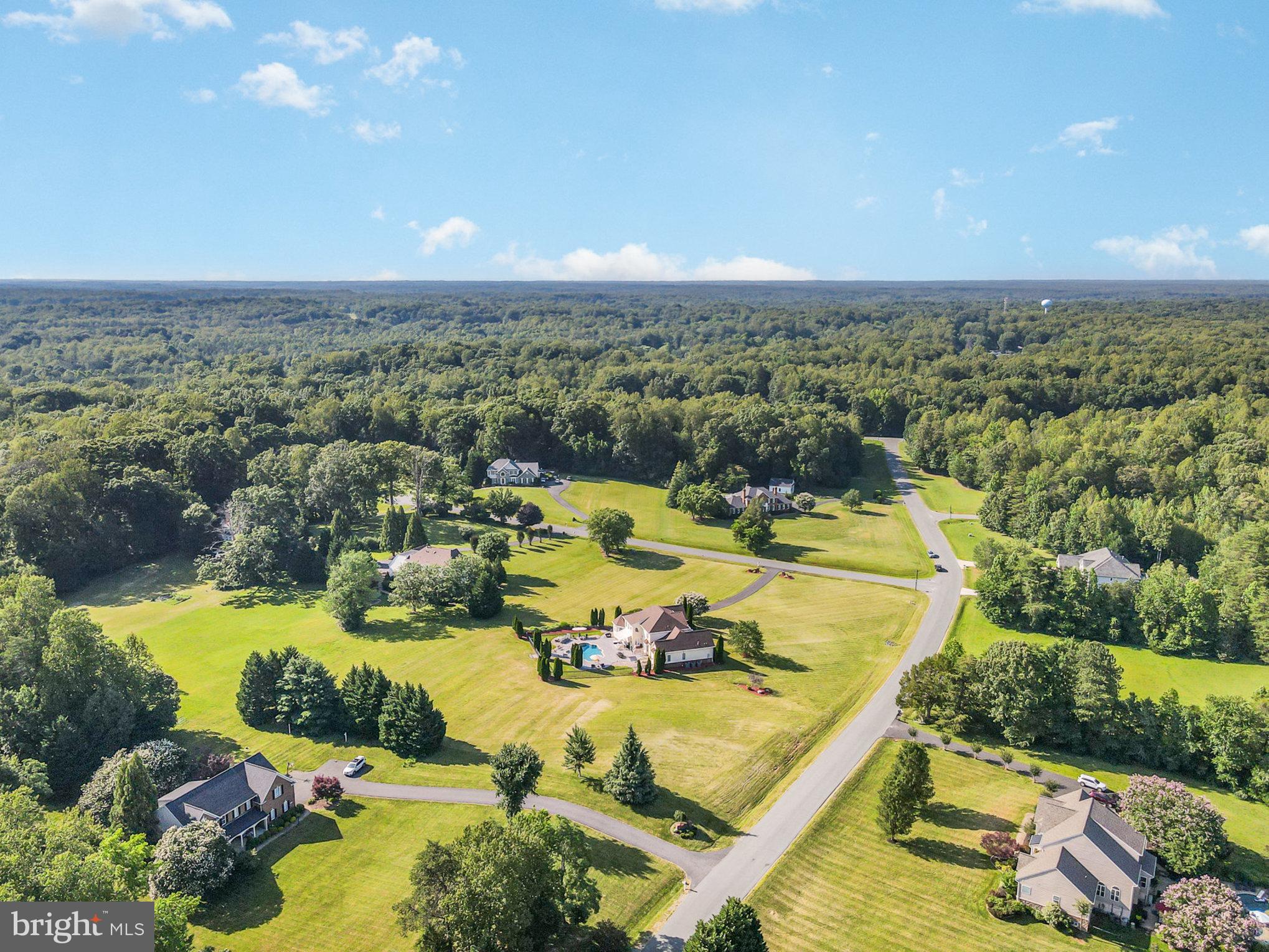 HUNTERS POND - Residential