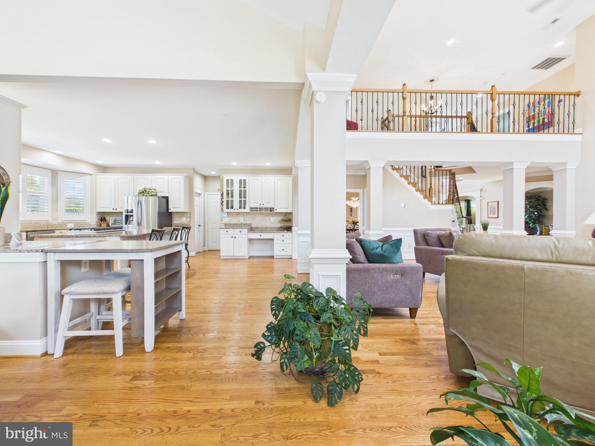 HUNTERS POND - Residential