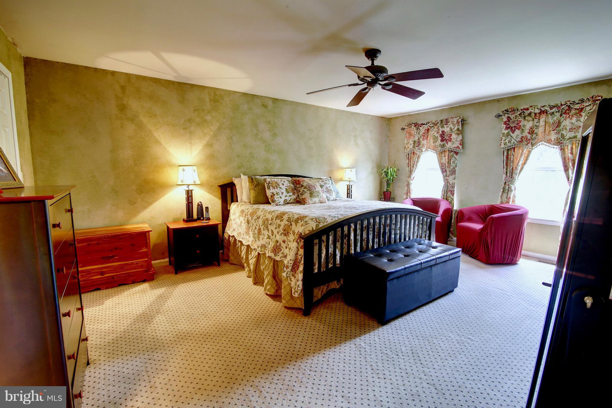 WARREN WAY - Residential