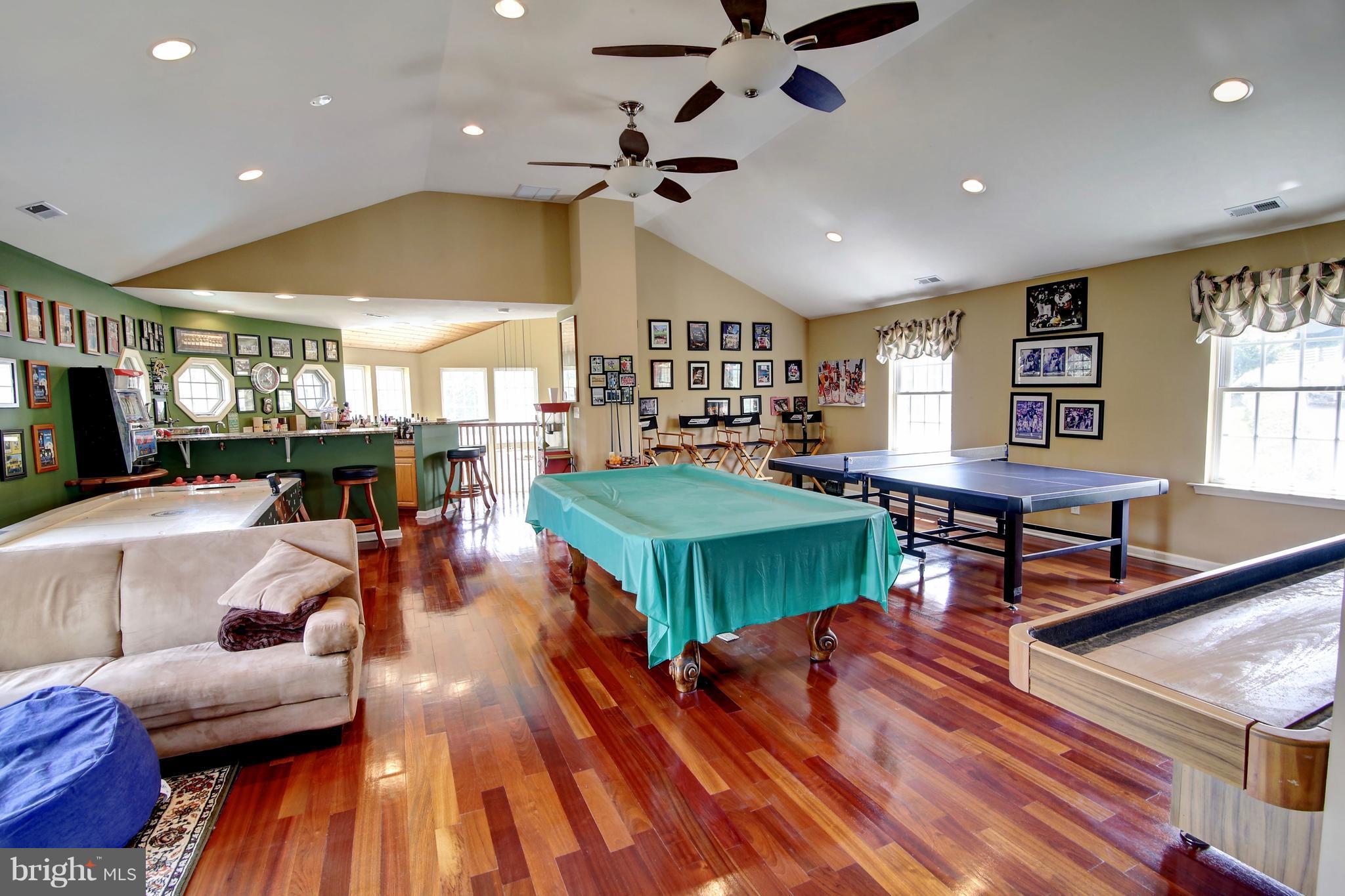 WARREN WAY - Residential