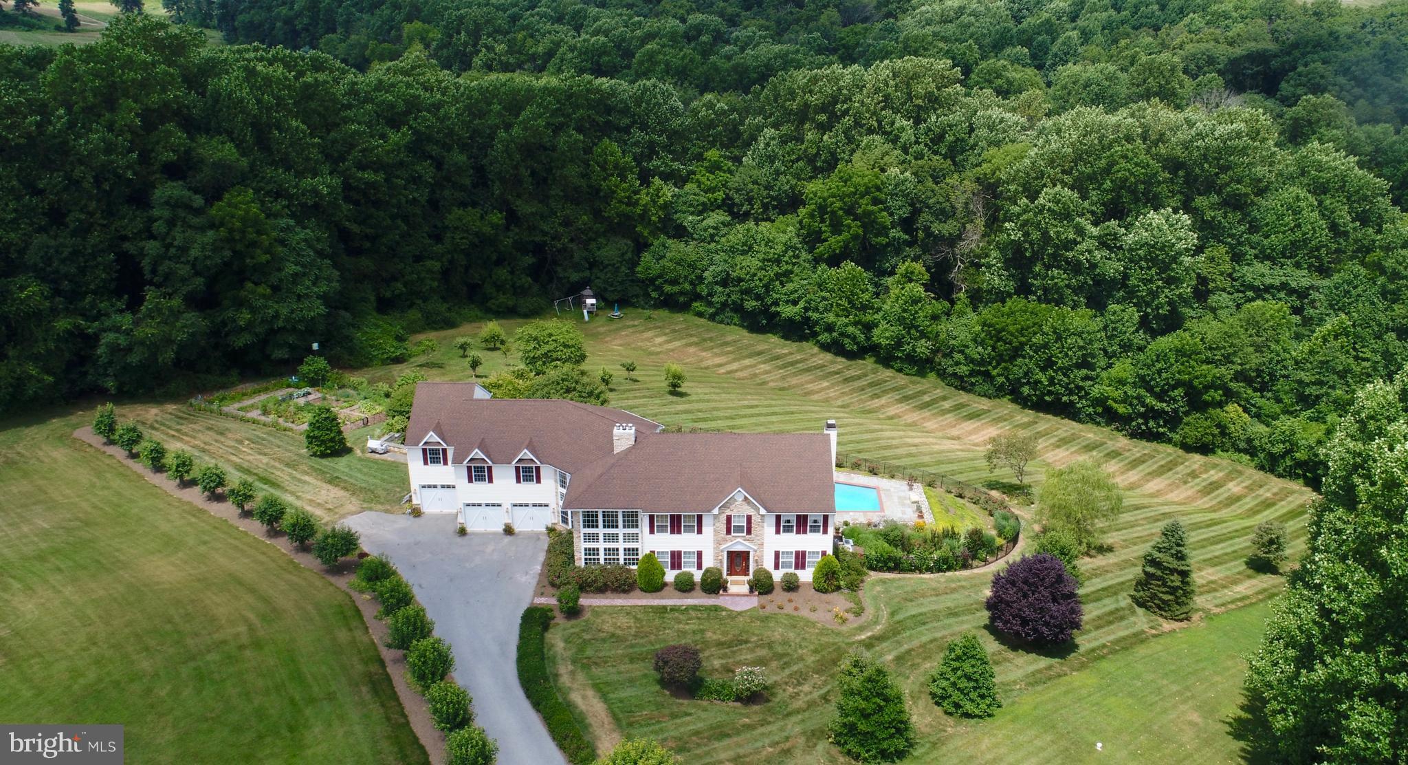 WARREN WAY - Residential