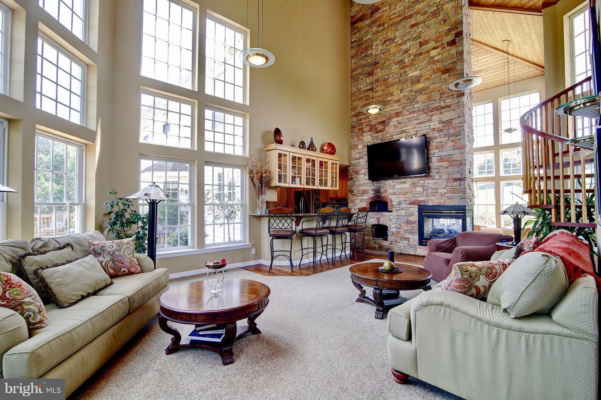 WARREN WAY - Residential