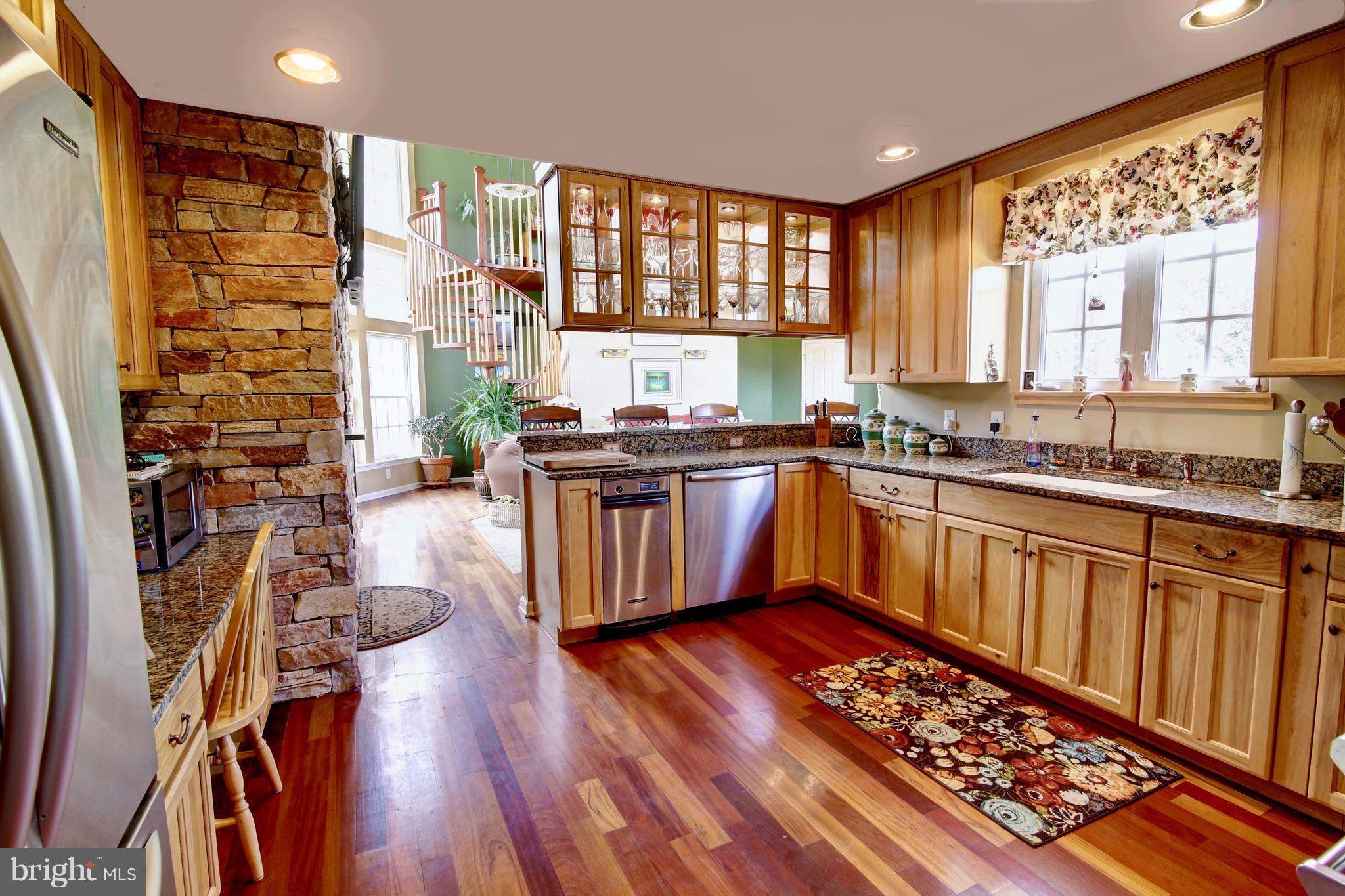 WARREN WAY - Residential