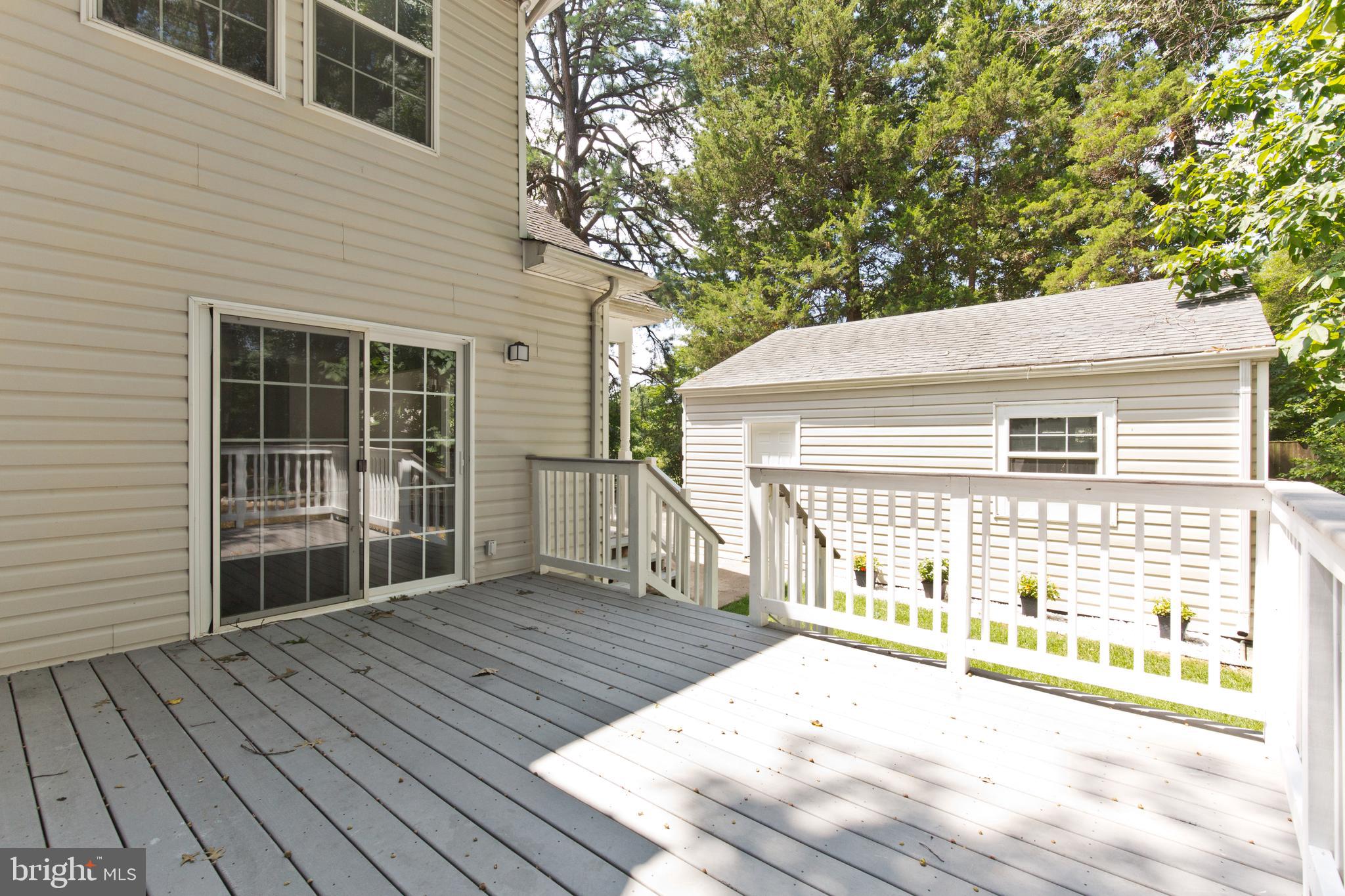 HOLMES RUN HEIGHTS - Residential