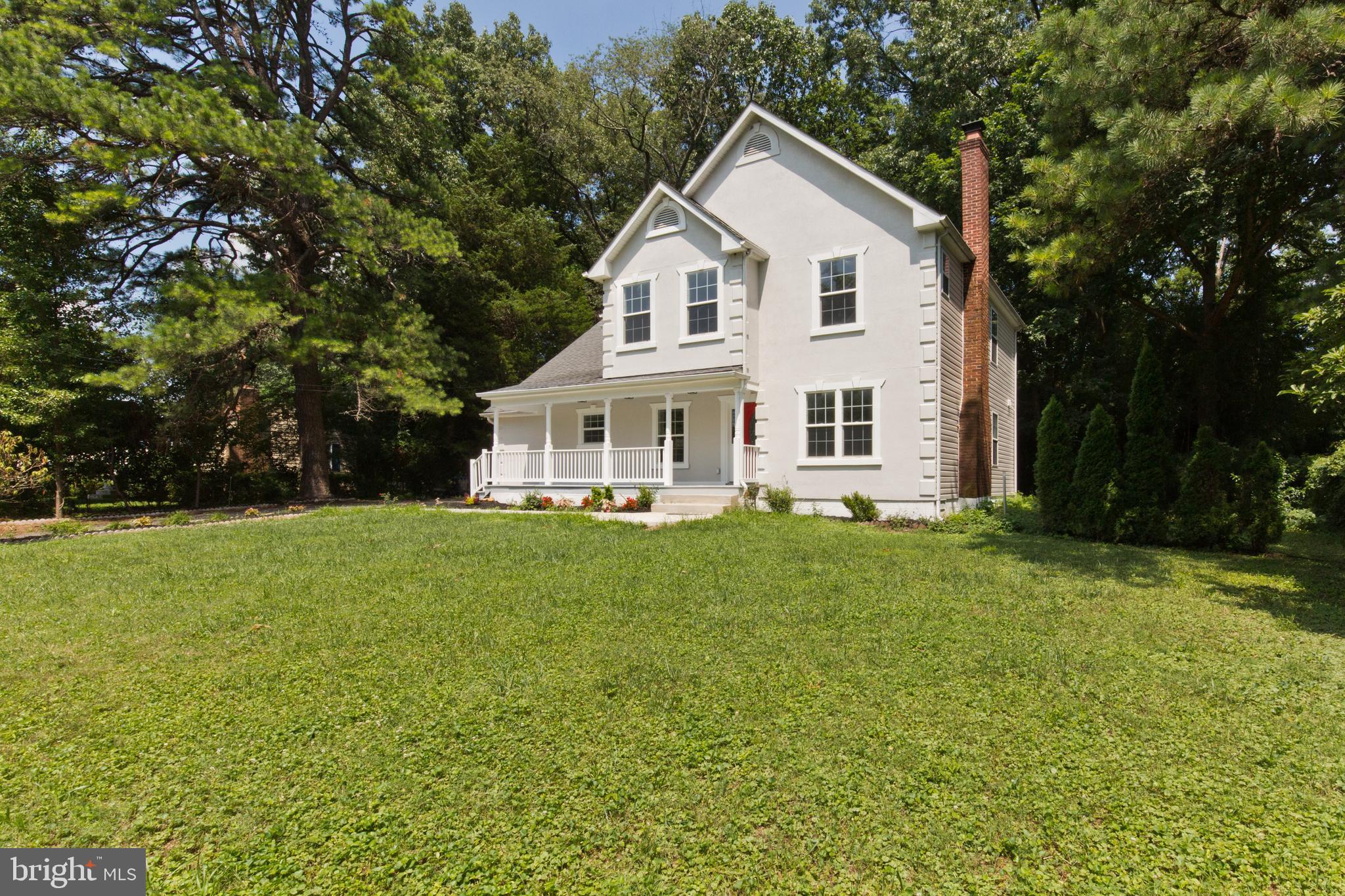 HOLMES RUN HEIGHTS - Residential