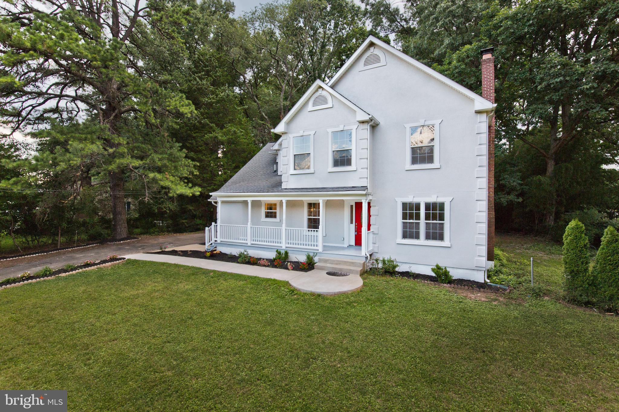 HOLMES RUN HEIGHTS - Residential