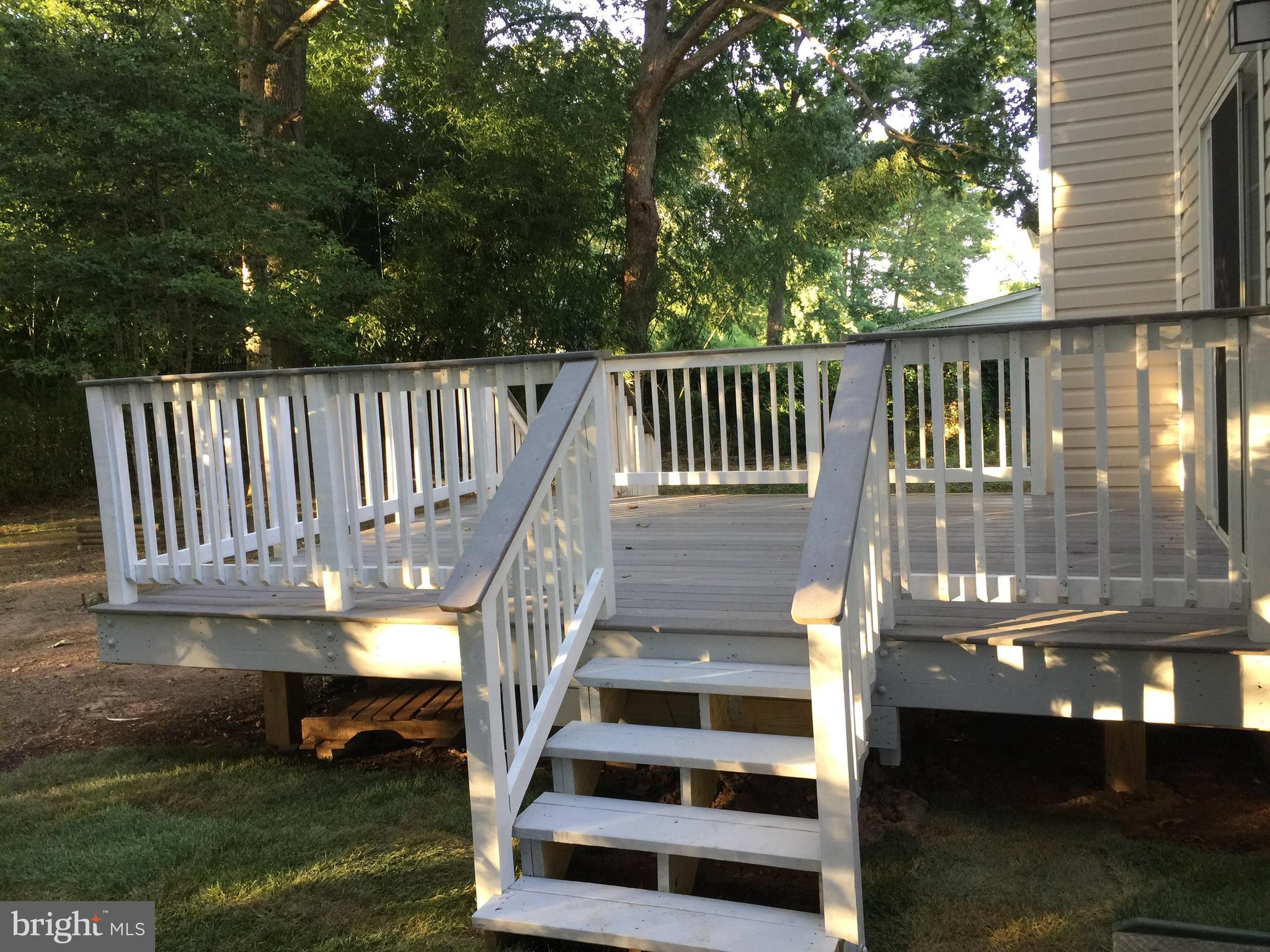 HOLMES RUN HEIGHTS - Residential