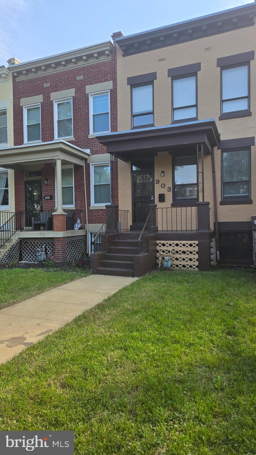 903 K STREET NE
