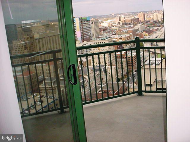 INNER HARBOR - Residential Lease