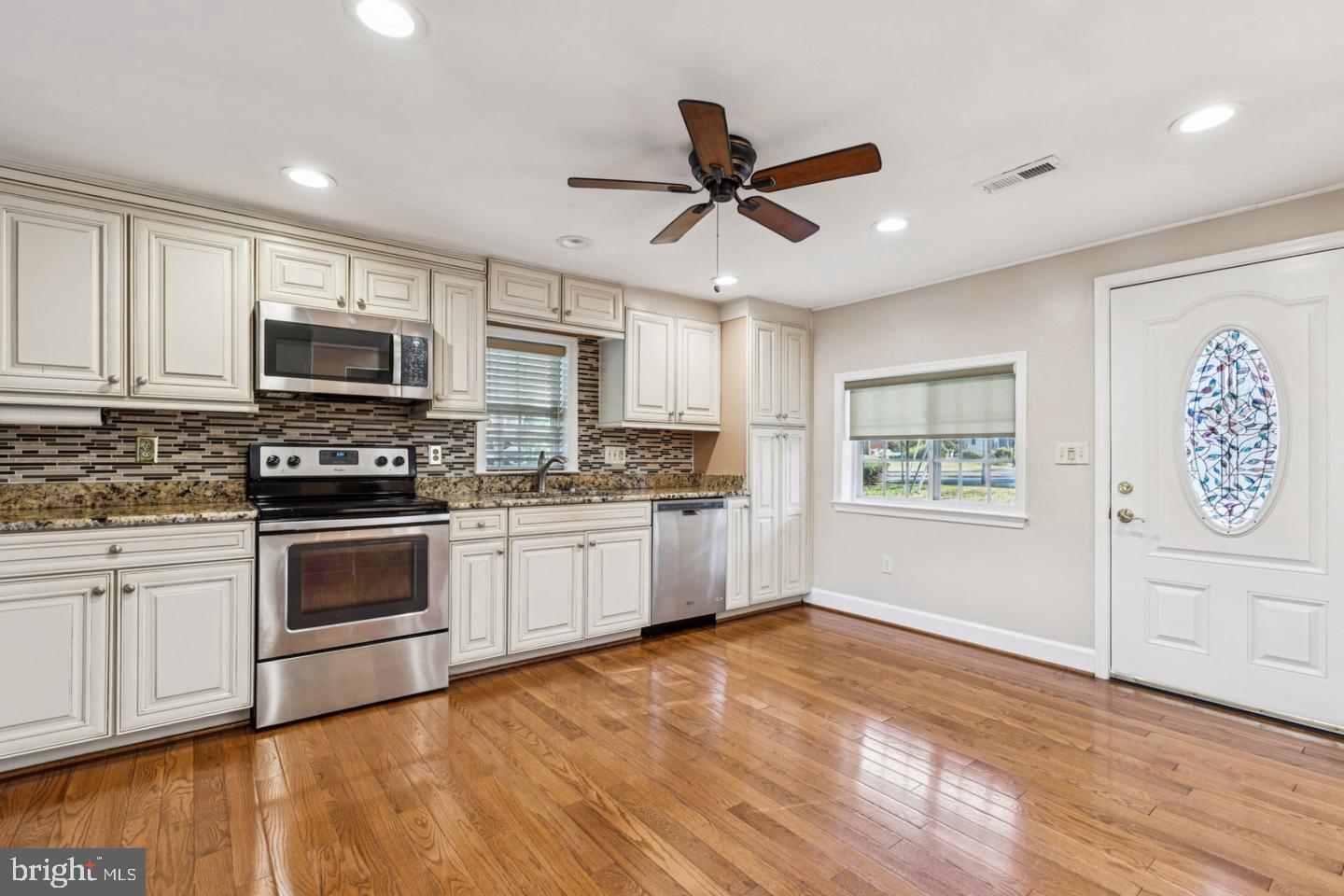 RAVENSWORTH GROVE - Residential Lease