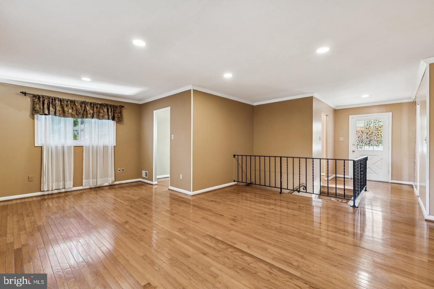 RAVENSWORTH GROVE - Residential Lease